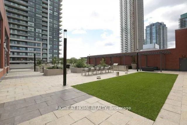2212 Lake Shore Boulevard W #3509