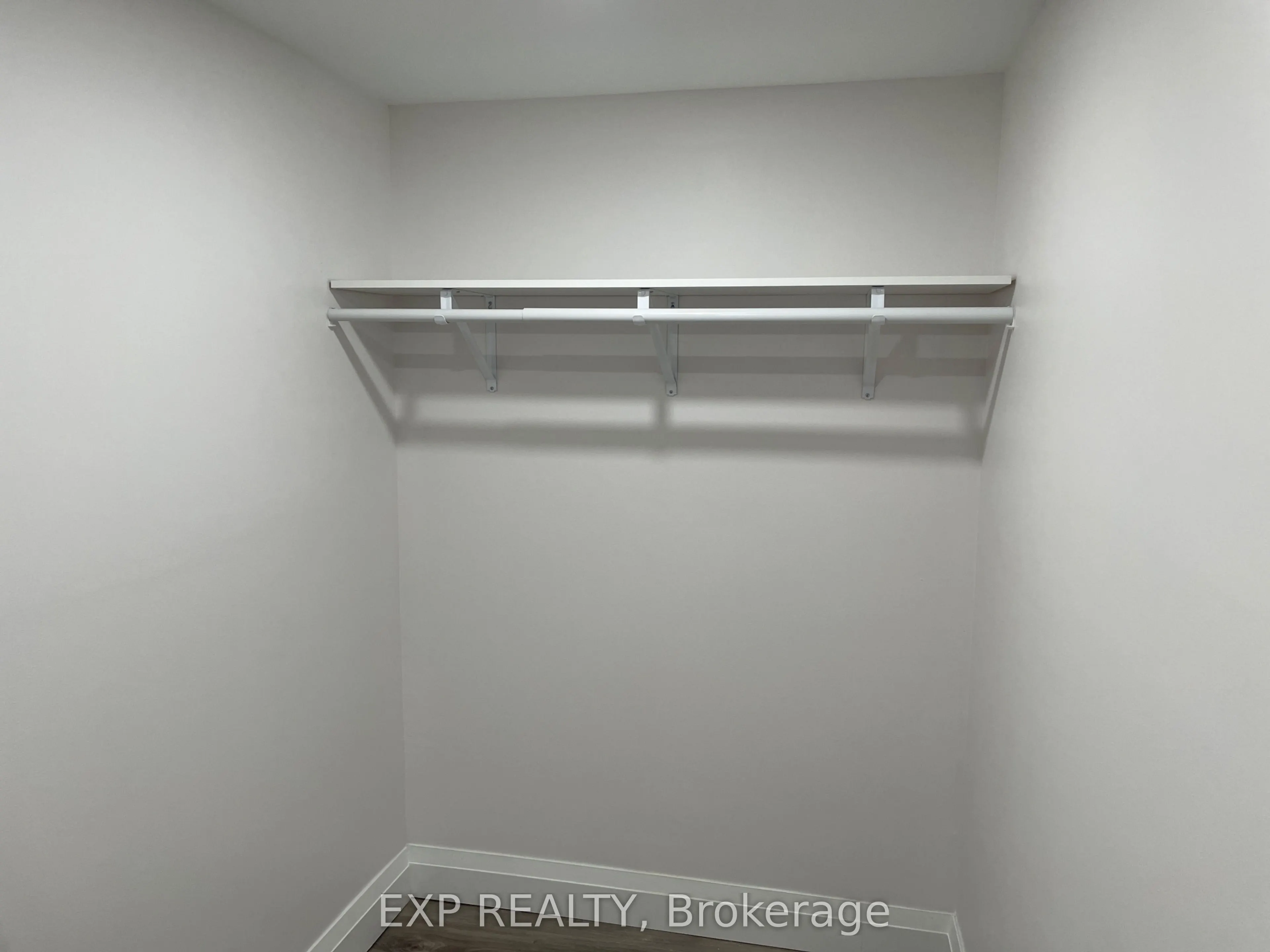 122 Stowmarket Street #Basement