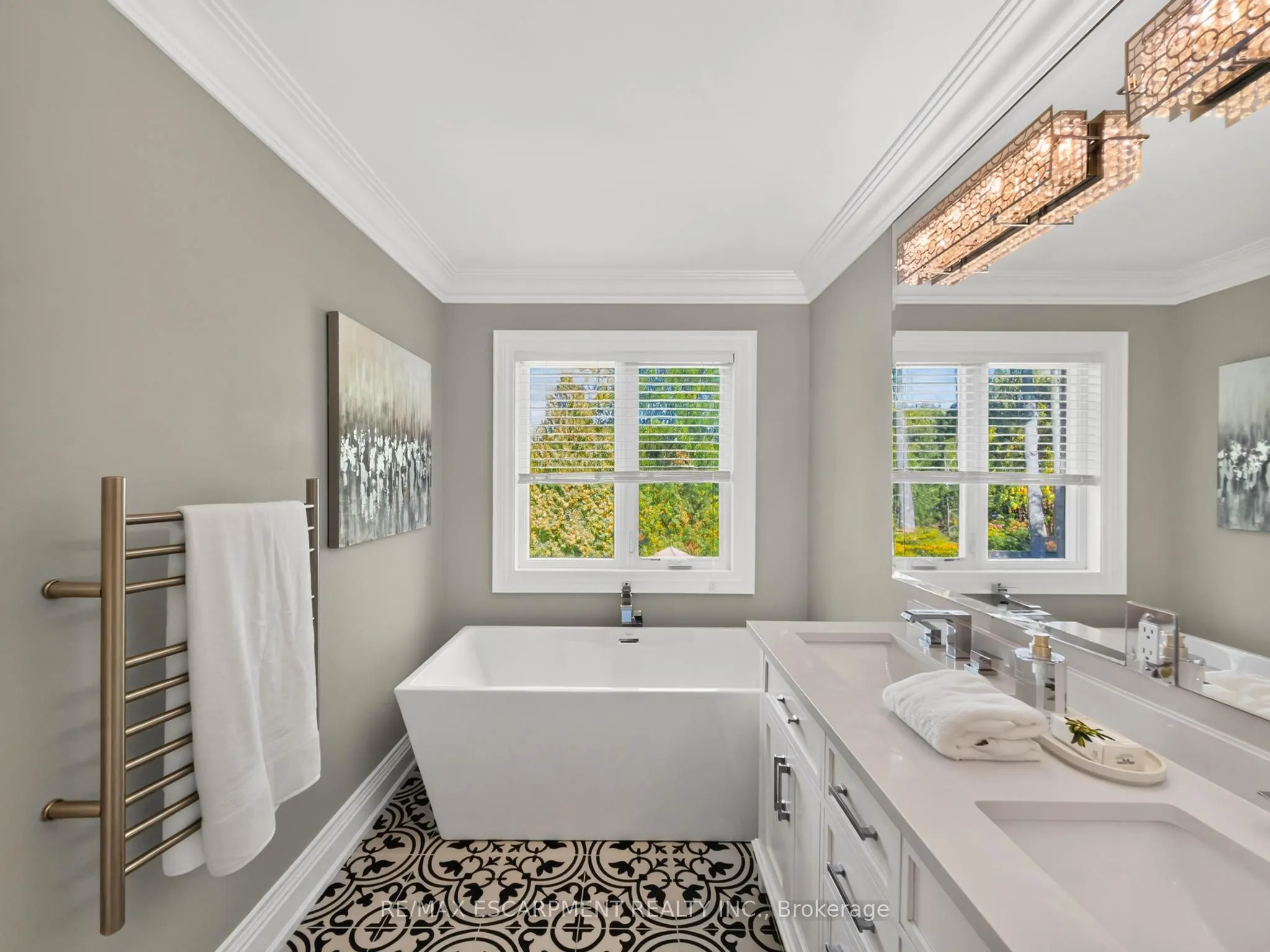 389 Belvenia Road