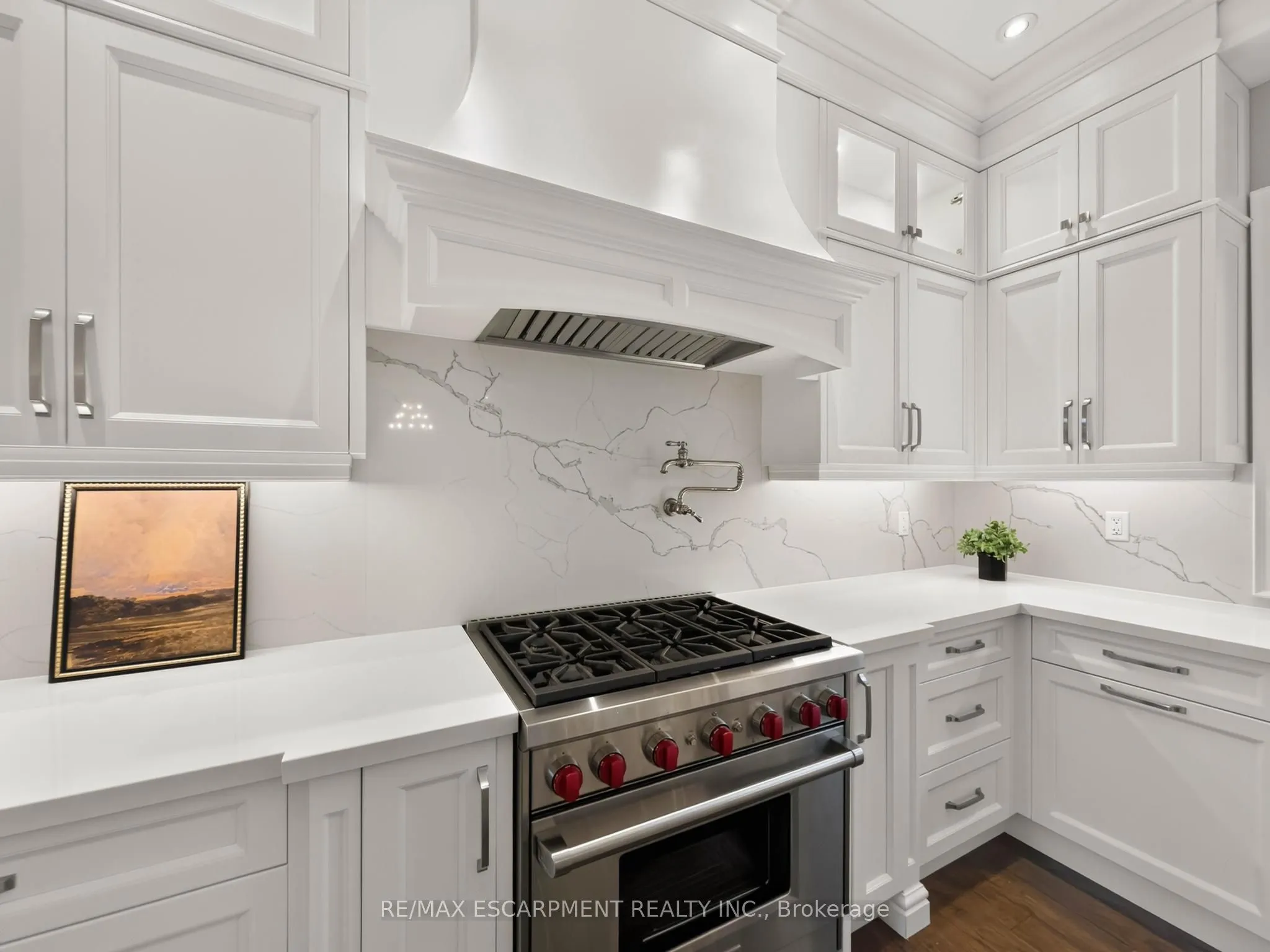 389 Belvenia Road