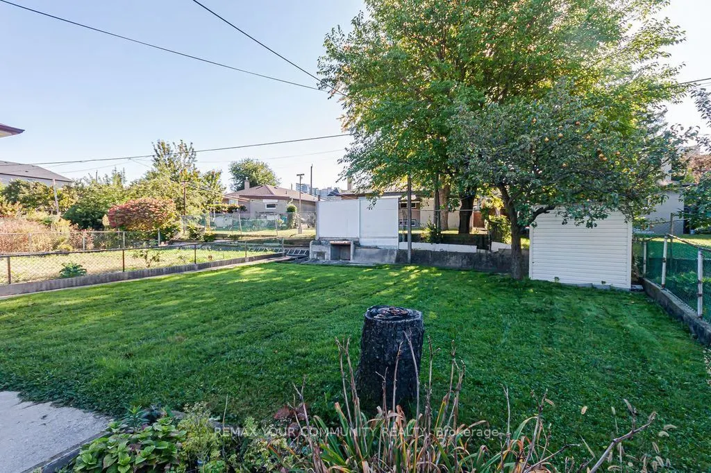 15 Valencia Crescent