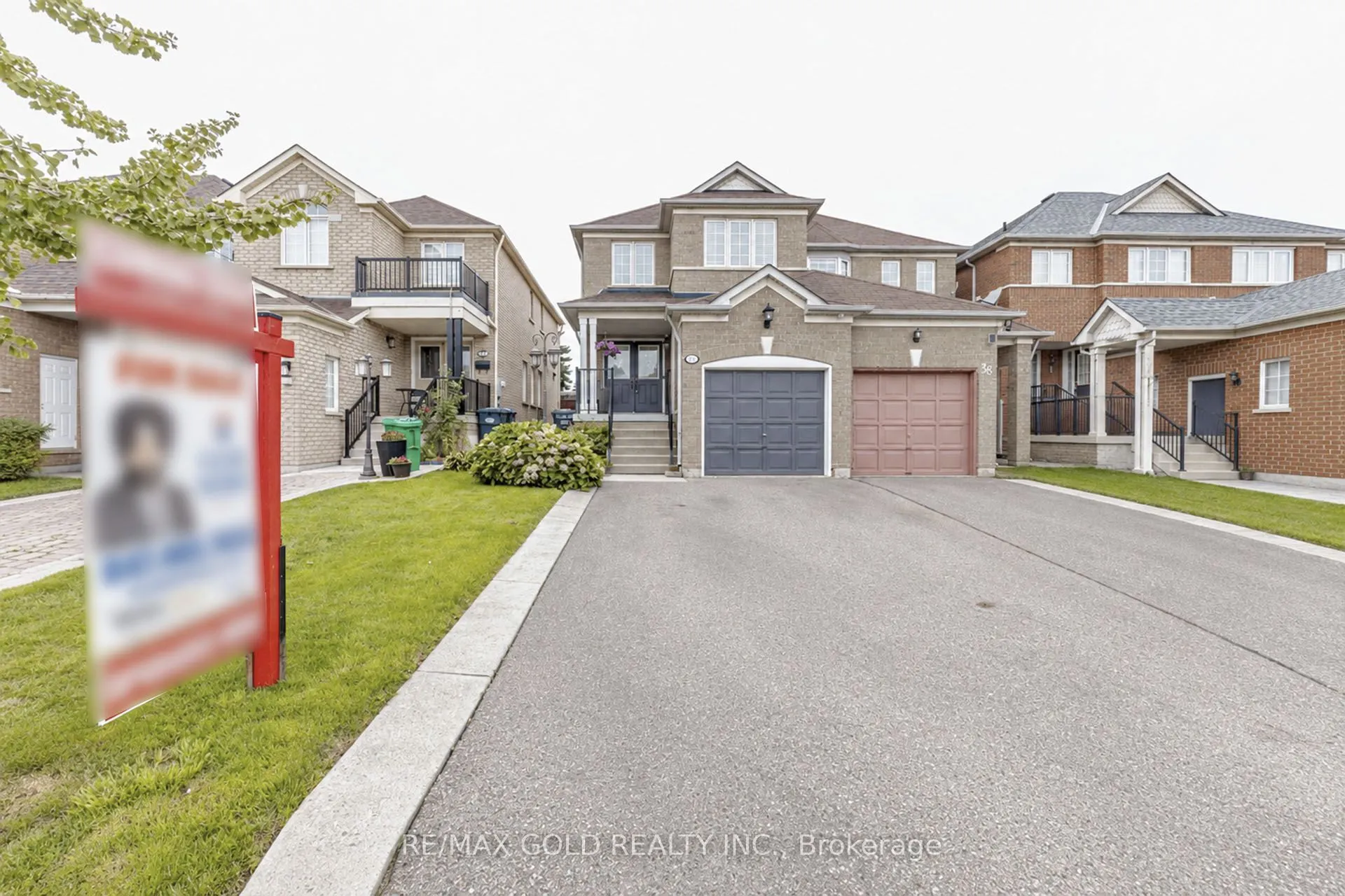 36 Summerdale Crescent