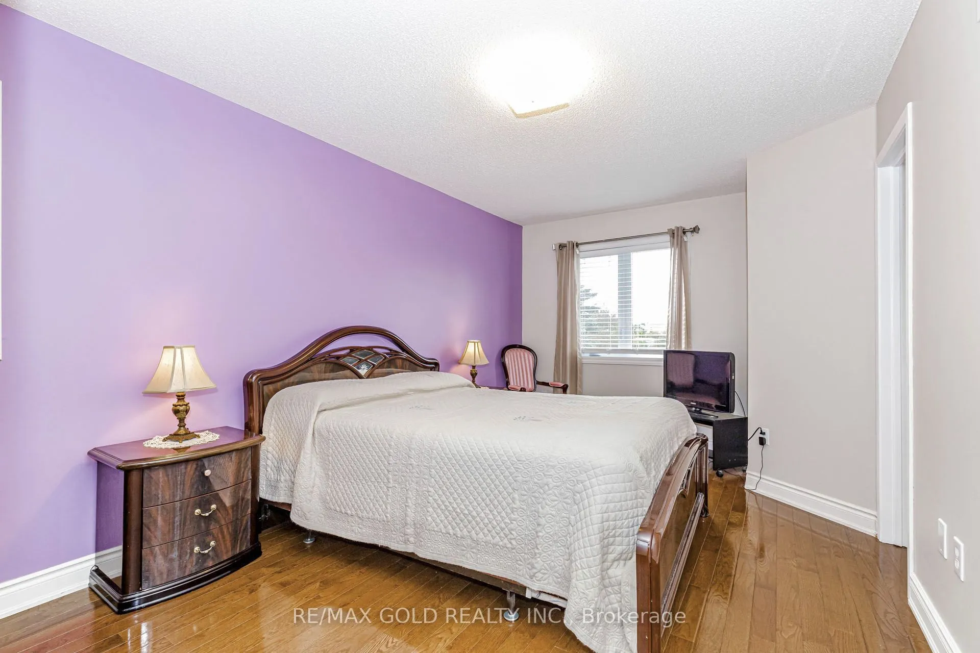 36 Summerdale Crescent