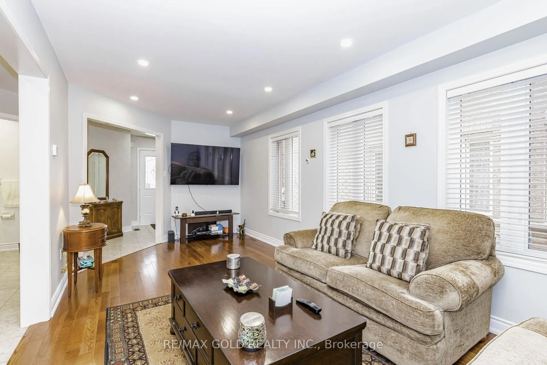 36 Summerdale Crescent