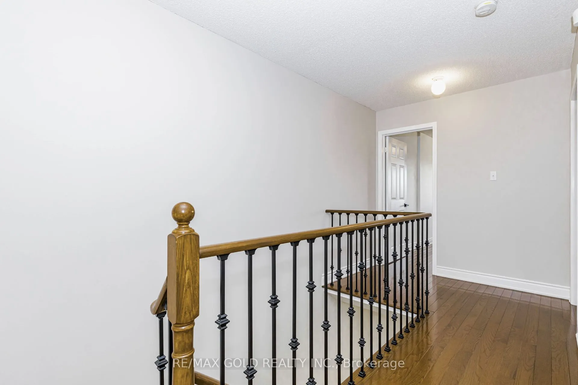 36 Summerdale Crescent