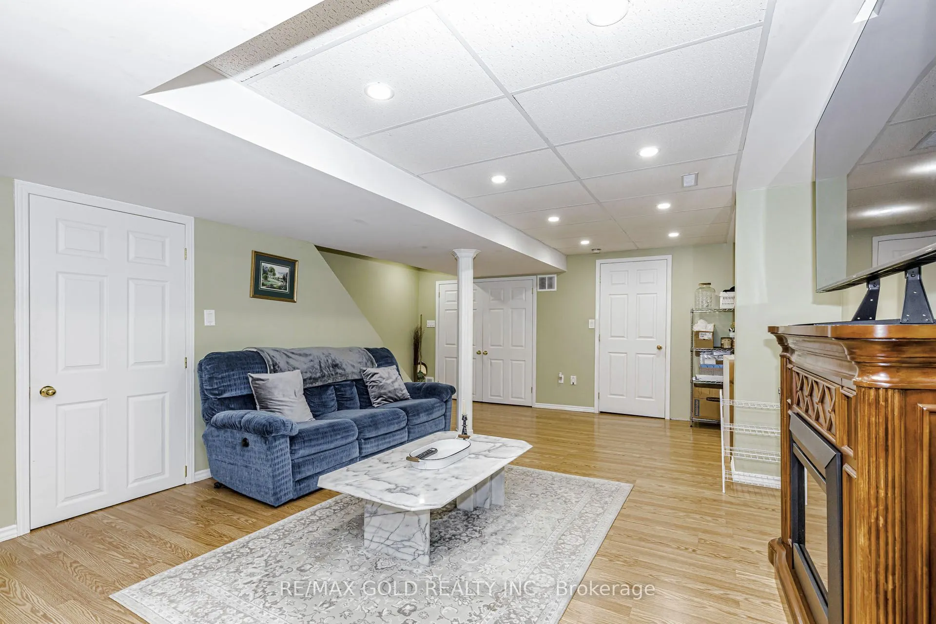 36 Summerdale Crescent