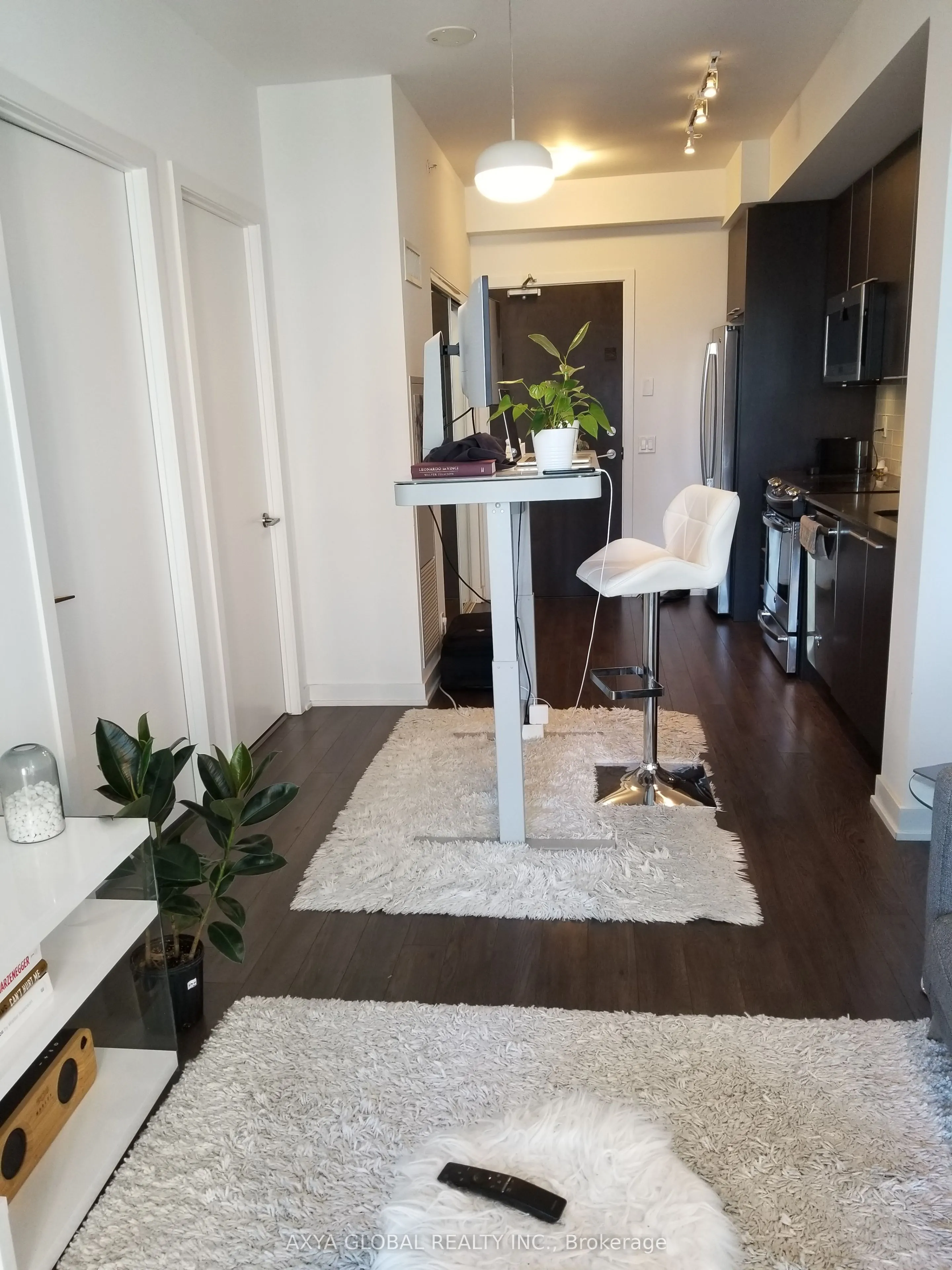 10 Park Lawn Road #1006