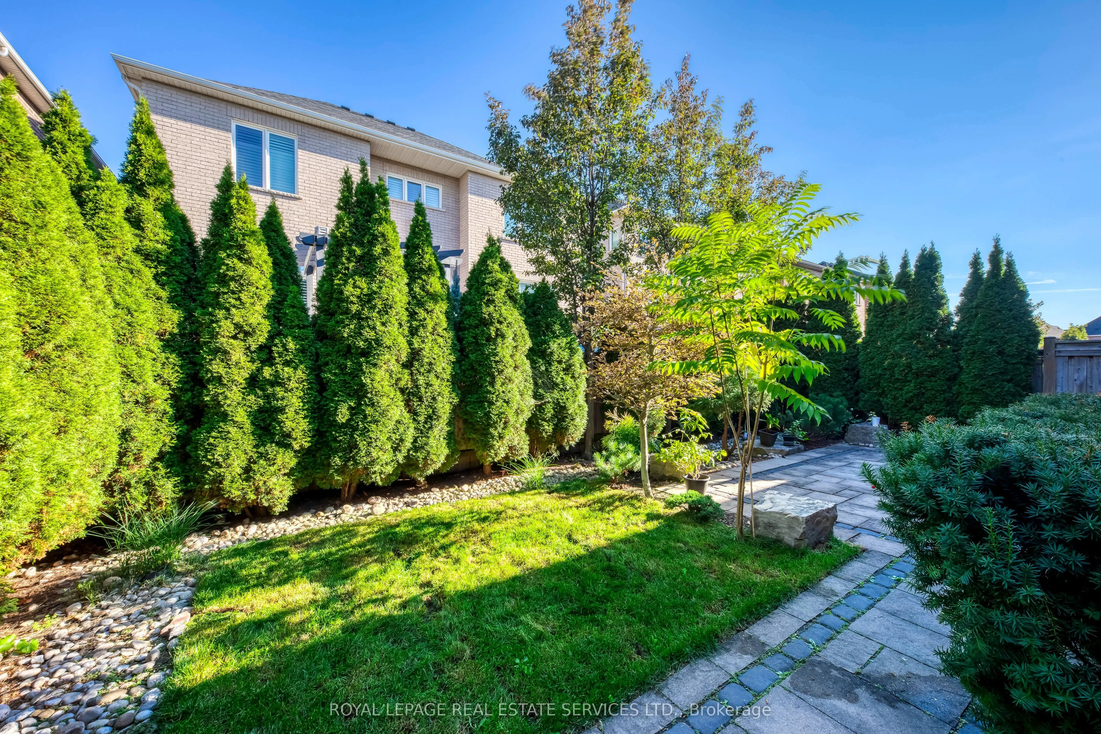 144 North Park Boulevard