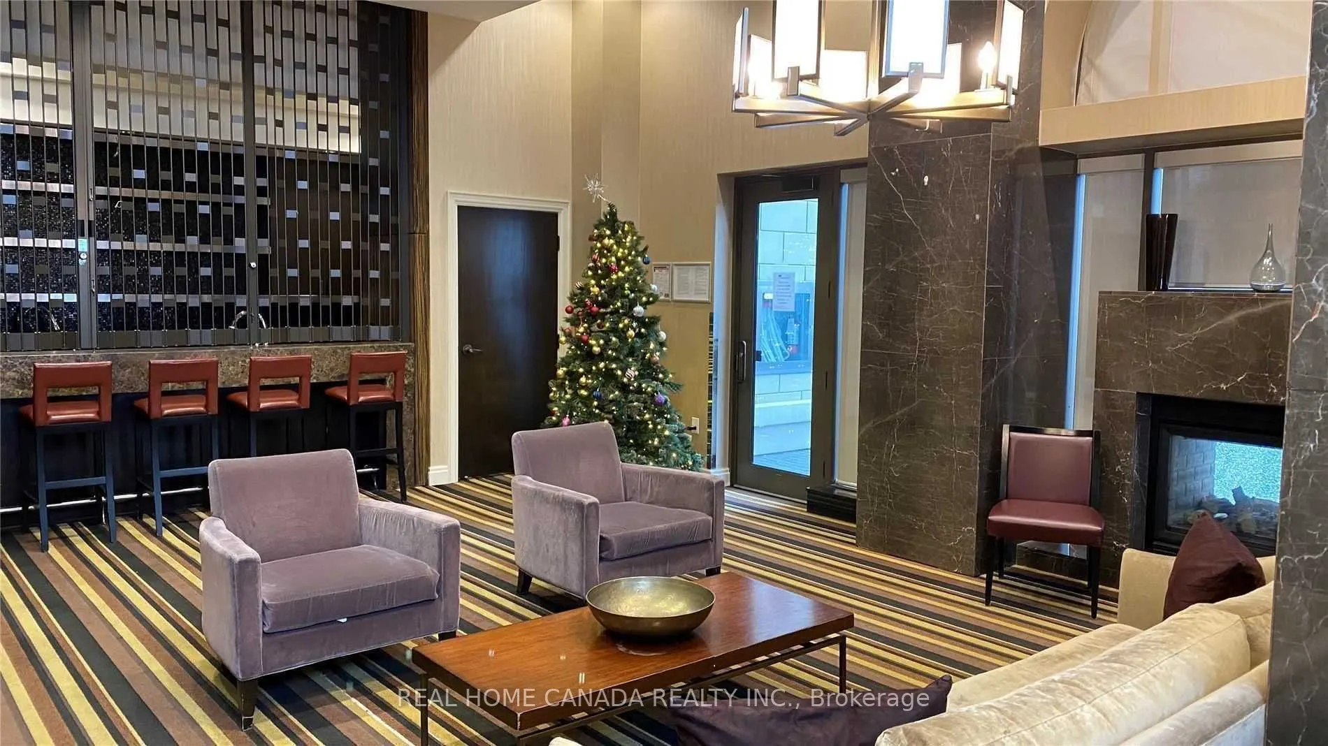 385 Prince Of Wales Drive #1305