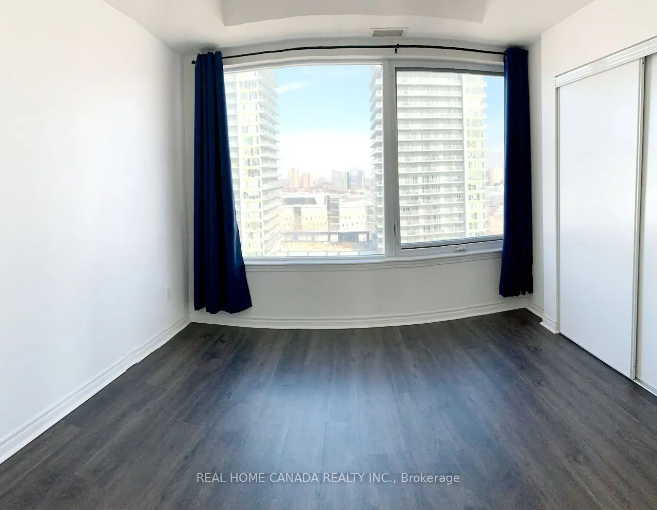385 Prince Of Wales Drive #1305