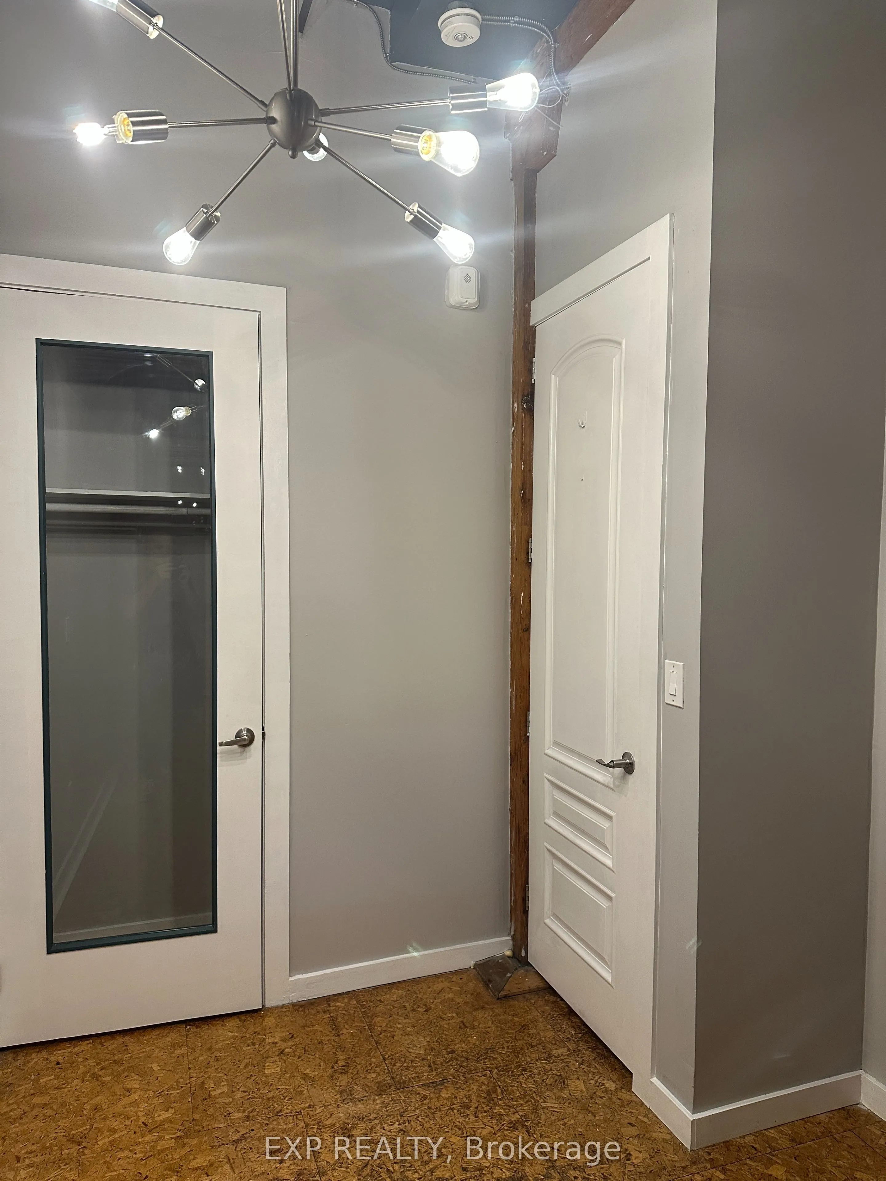 2480 Dundas Street W #2474