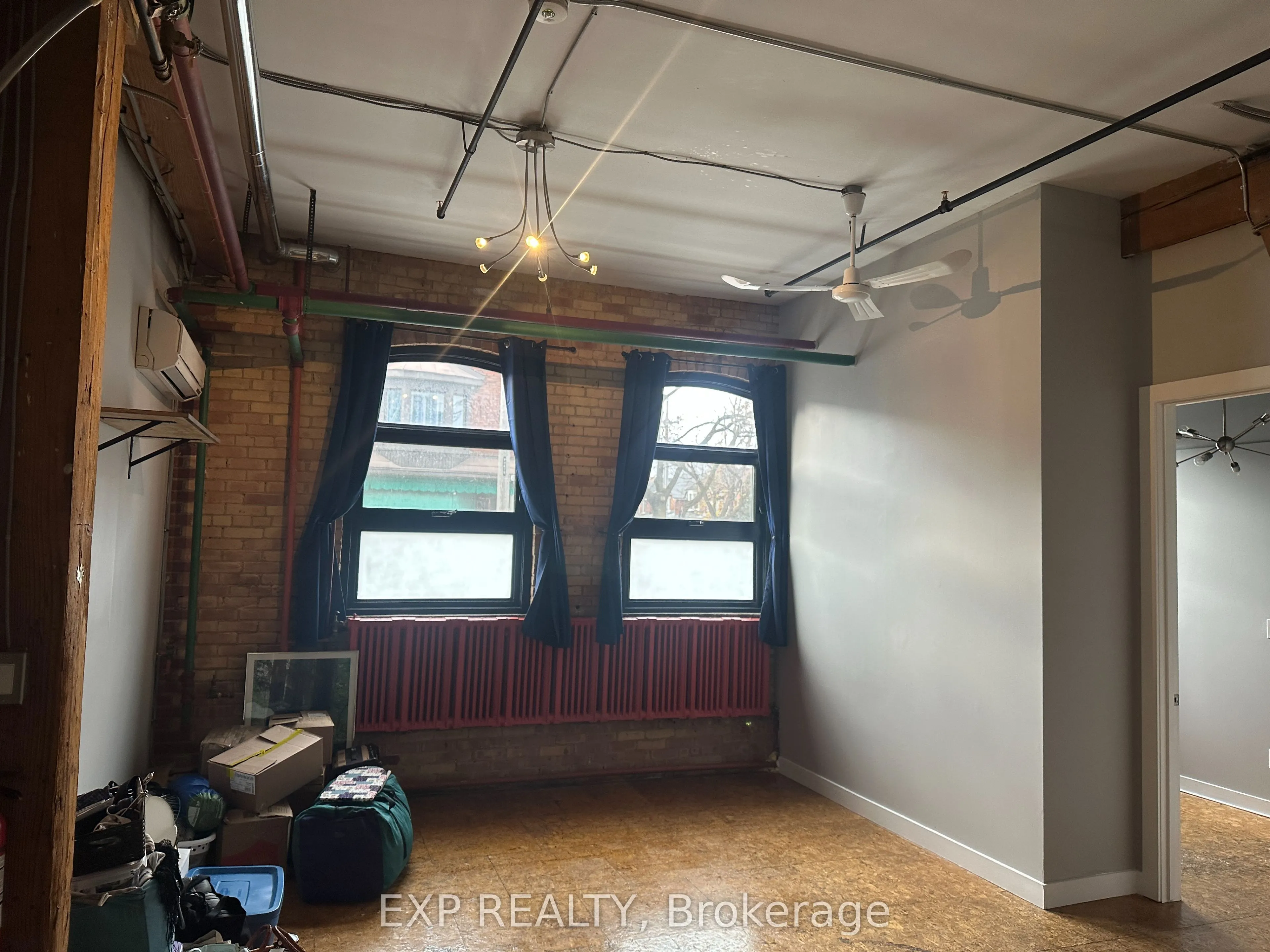 2480 Dundas Street W #2474