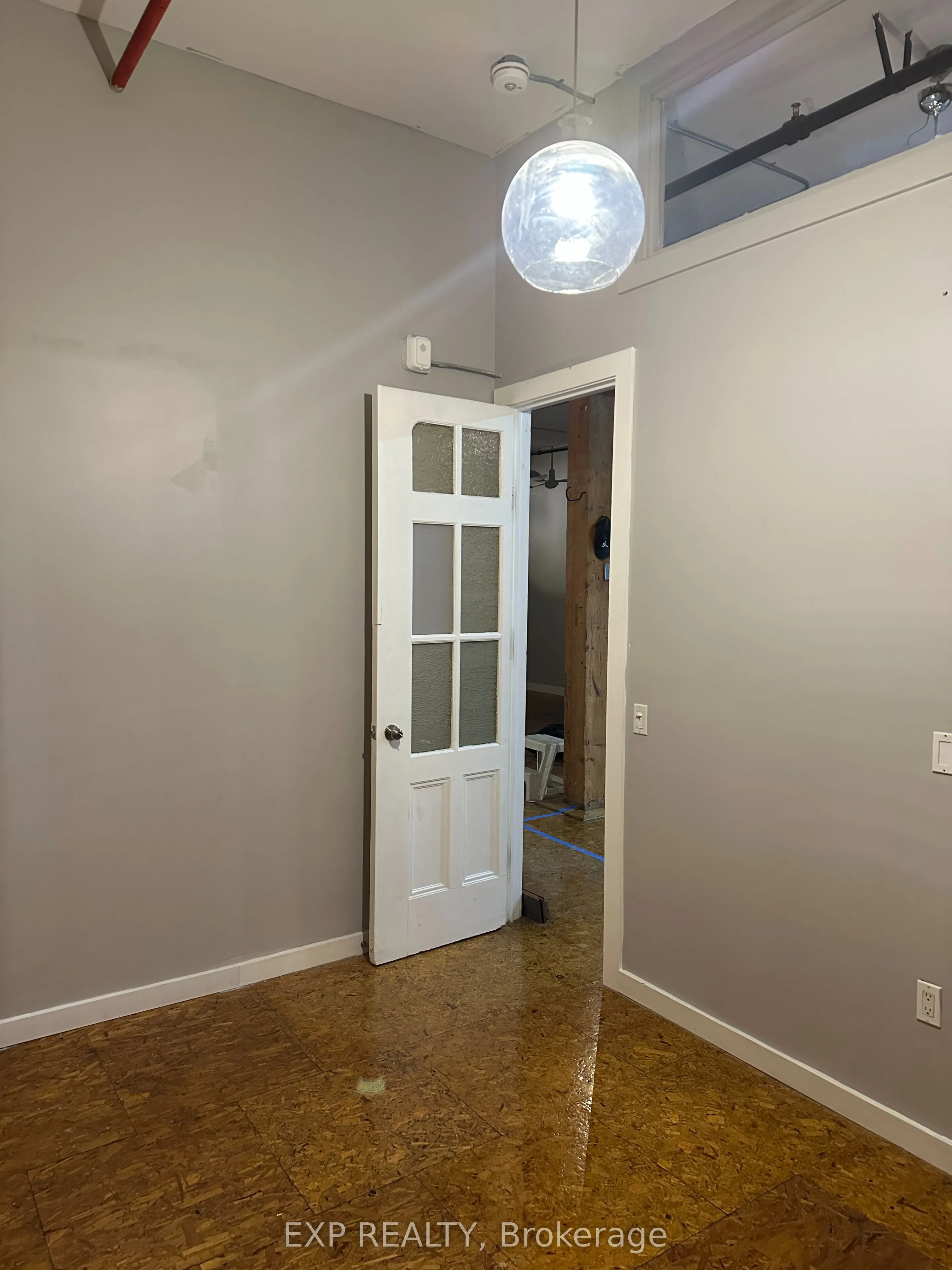 2480 Dundas Street W #2474