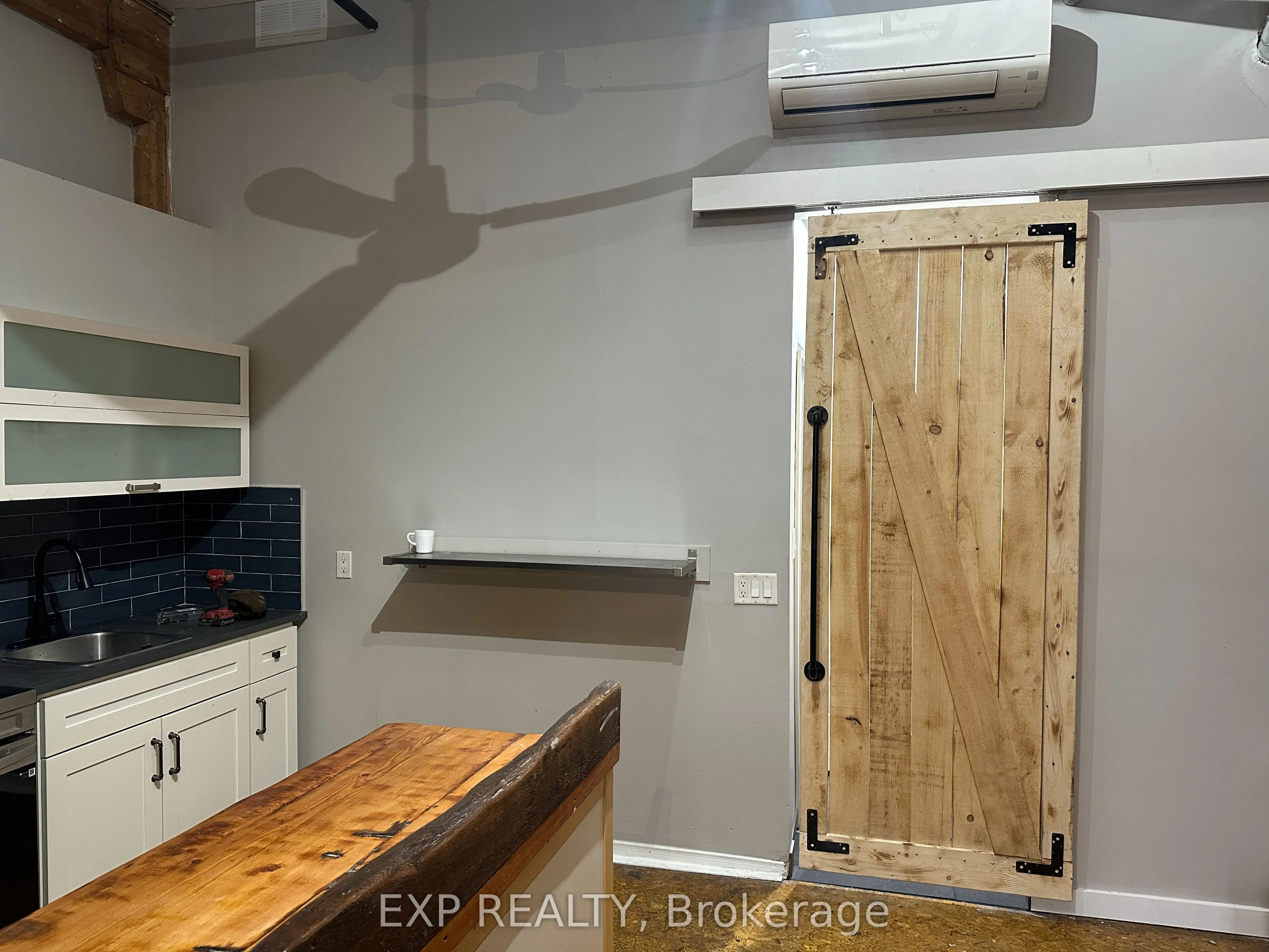 2480 Dundas Street W #2474