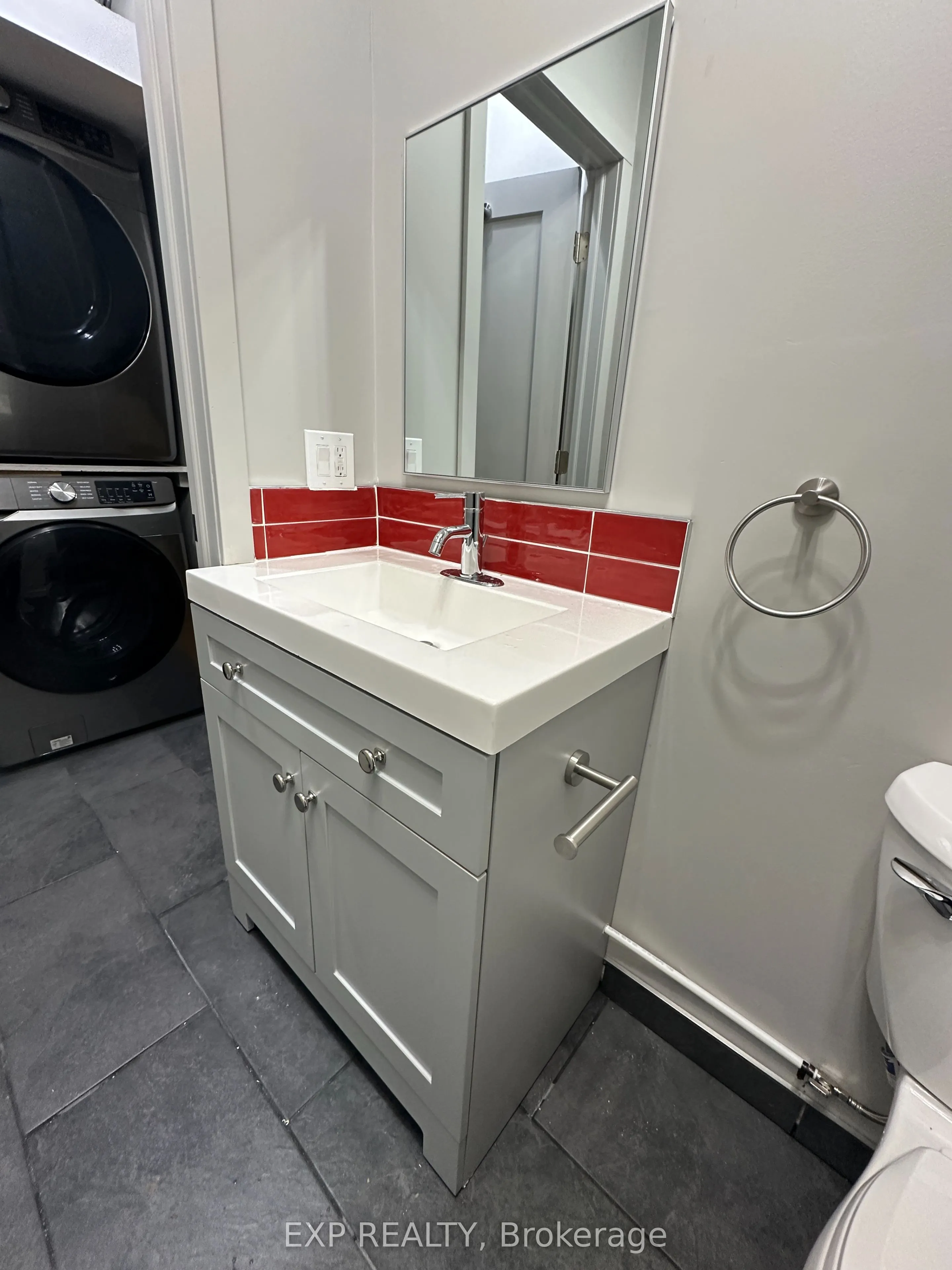 2480 Dundas Street W #2474