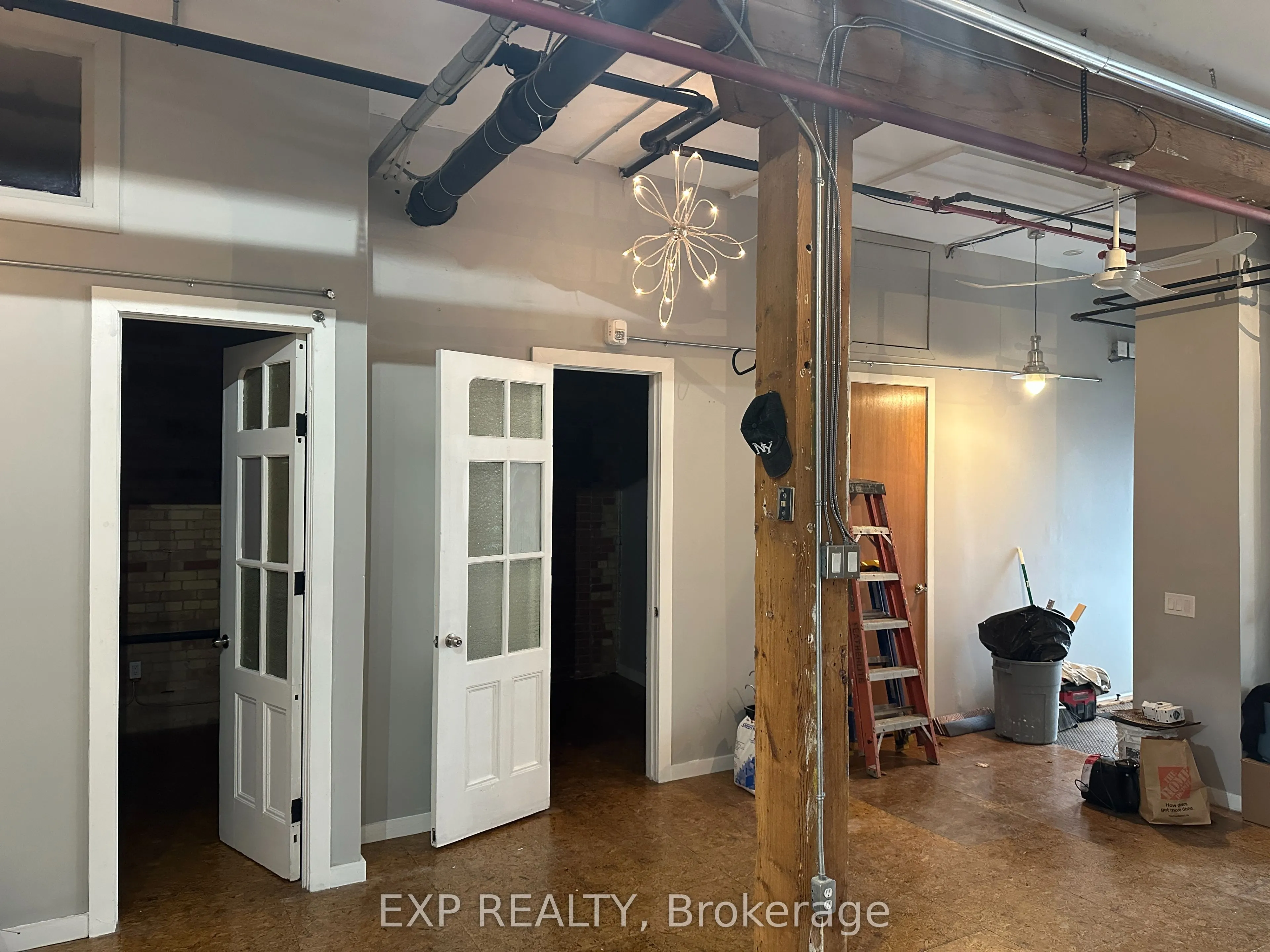 2480 Dundas Street W #2474