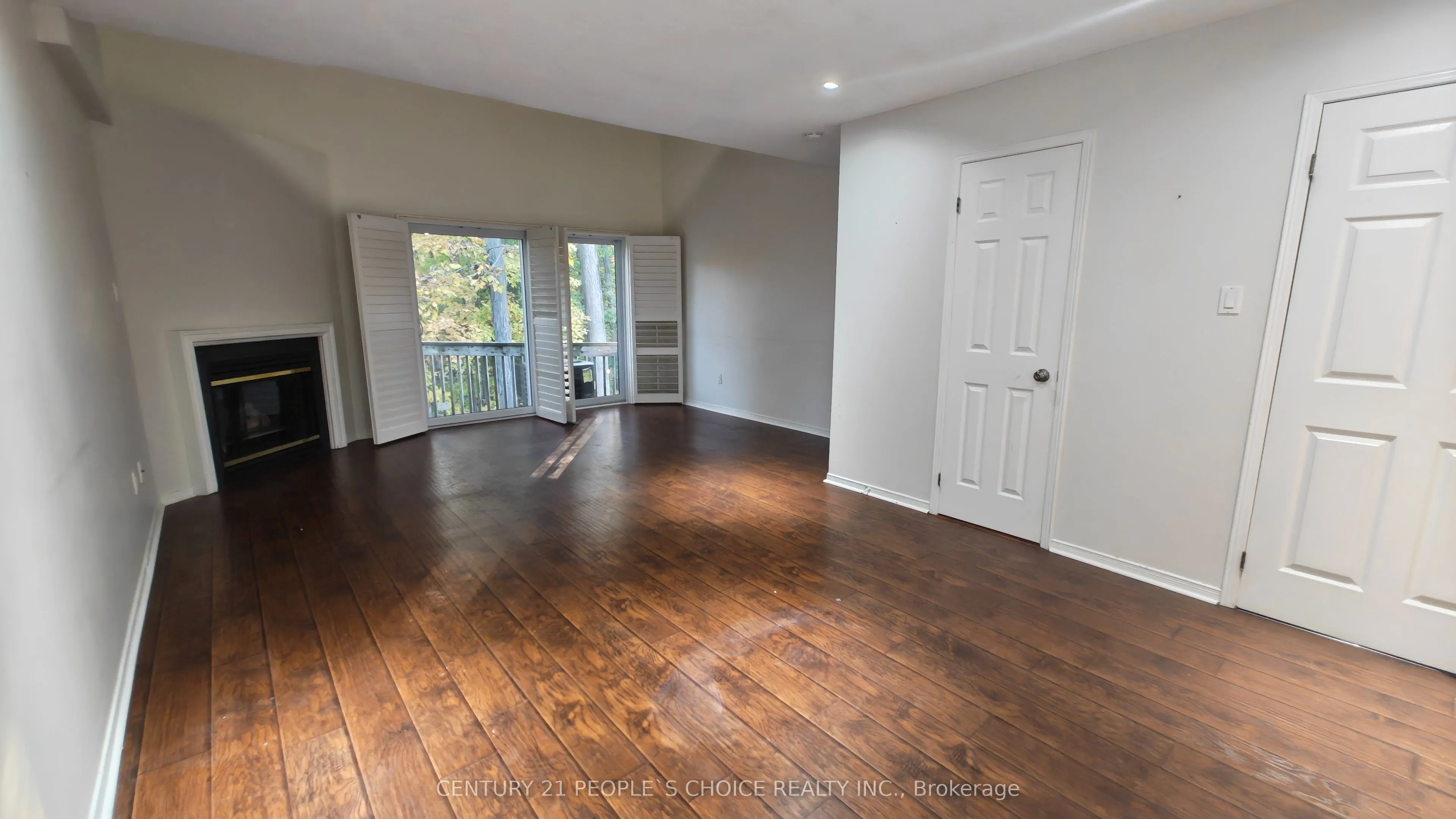 2110 Cleaver Avenue #215