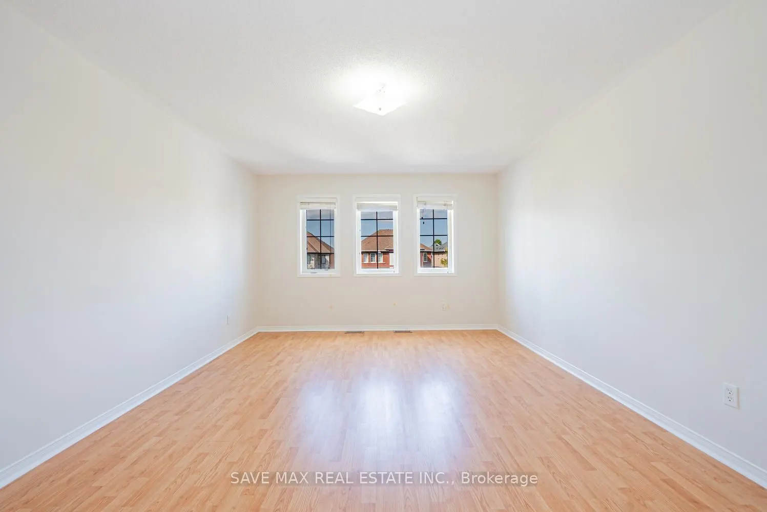 1148 Windbrook Grove
