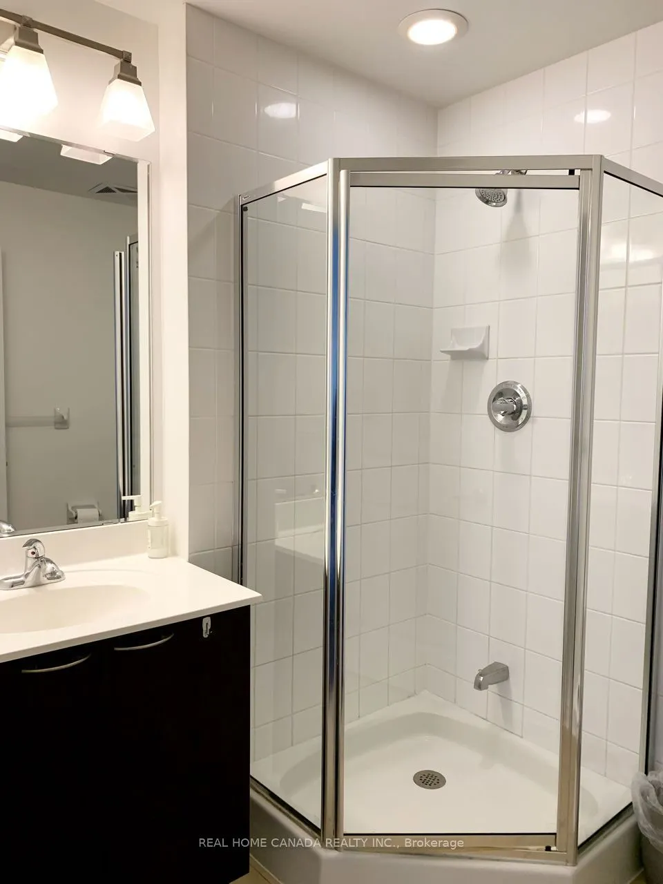385 Prince Of Wales Drive #1305