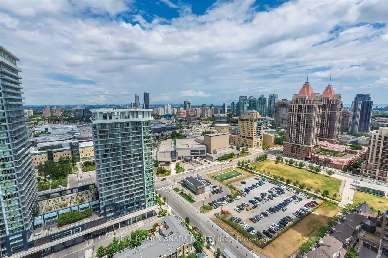 385 Prince Of Wales Drive #1305