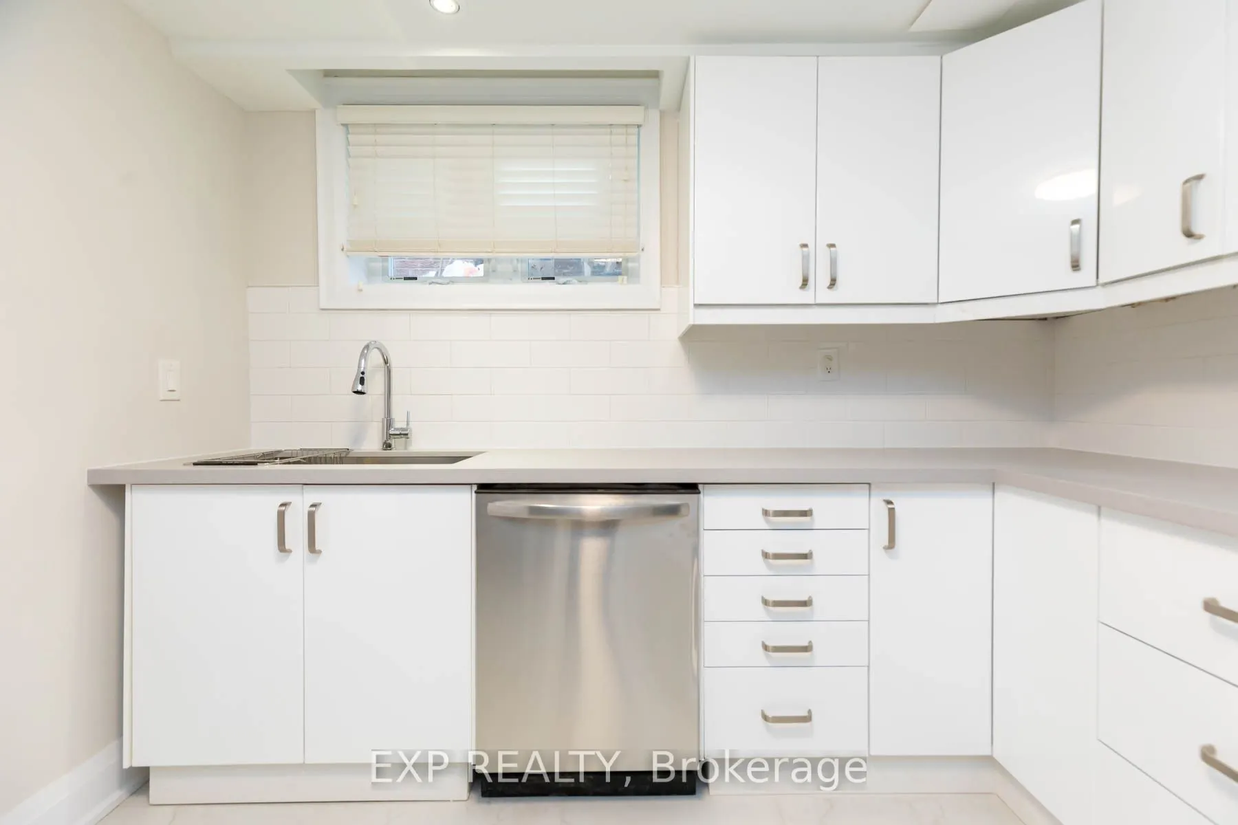 84 Laurel Avenue #Unit B
