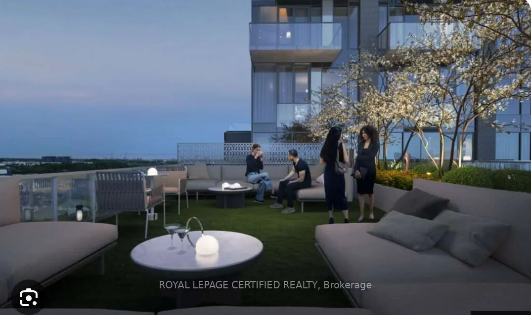 1415 Dundas Street #304