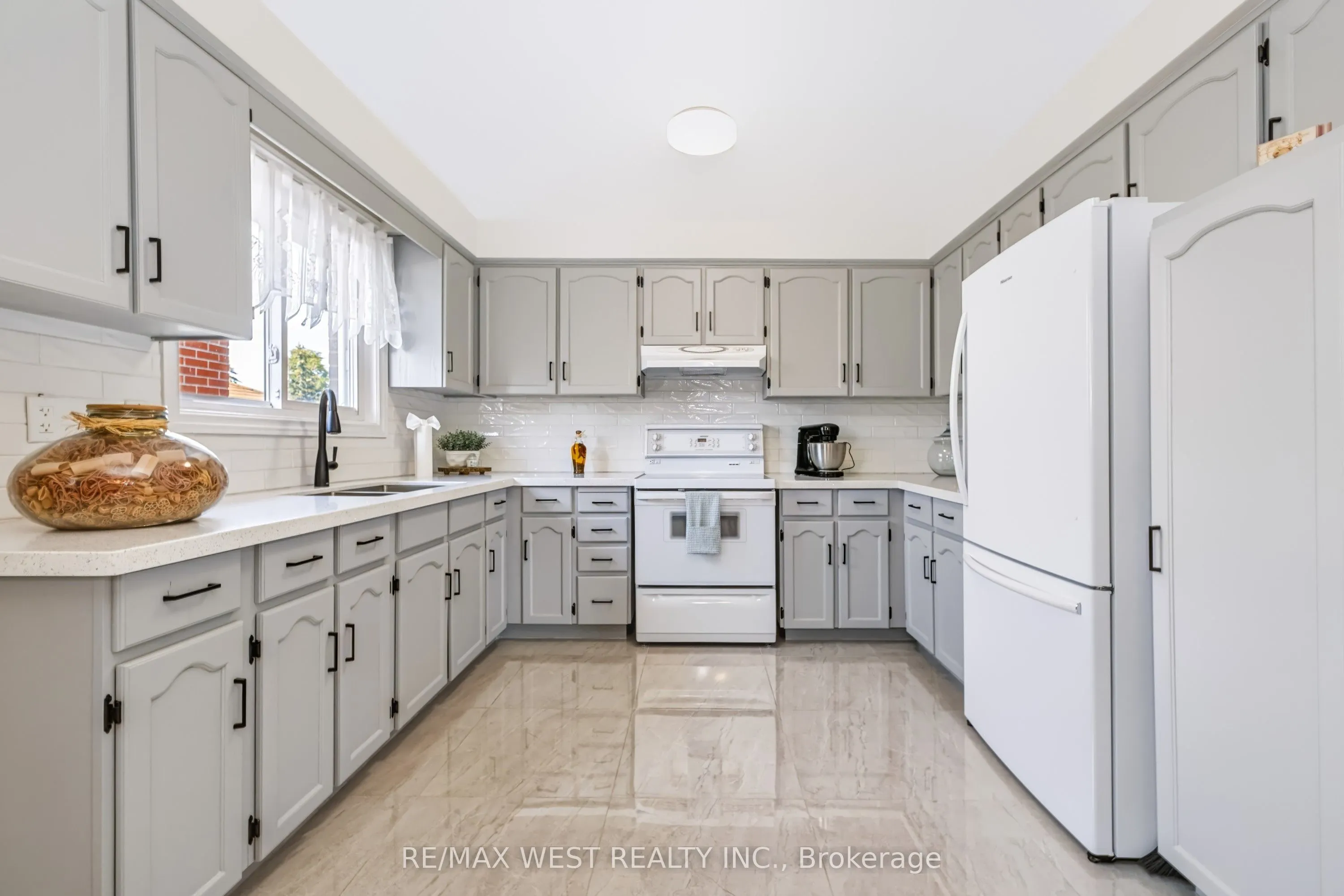 254 Maple Leaf Drive