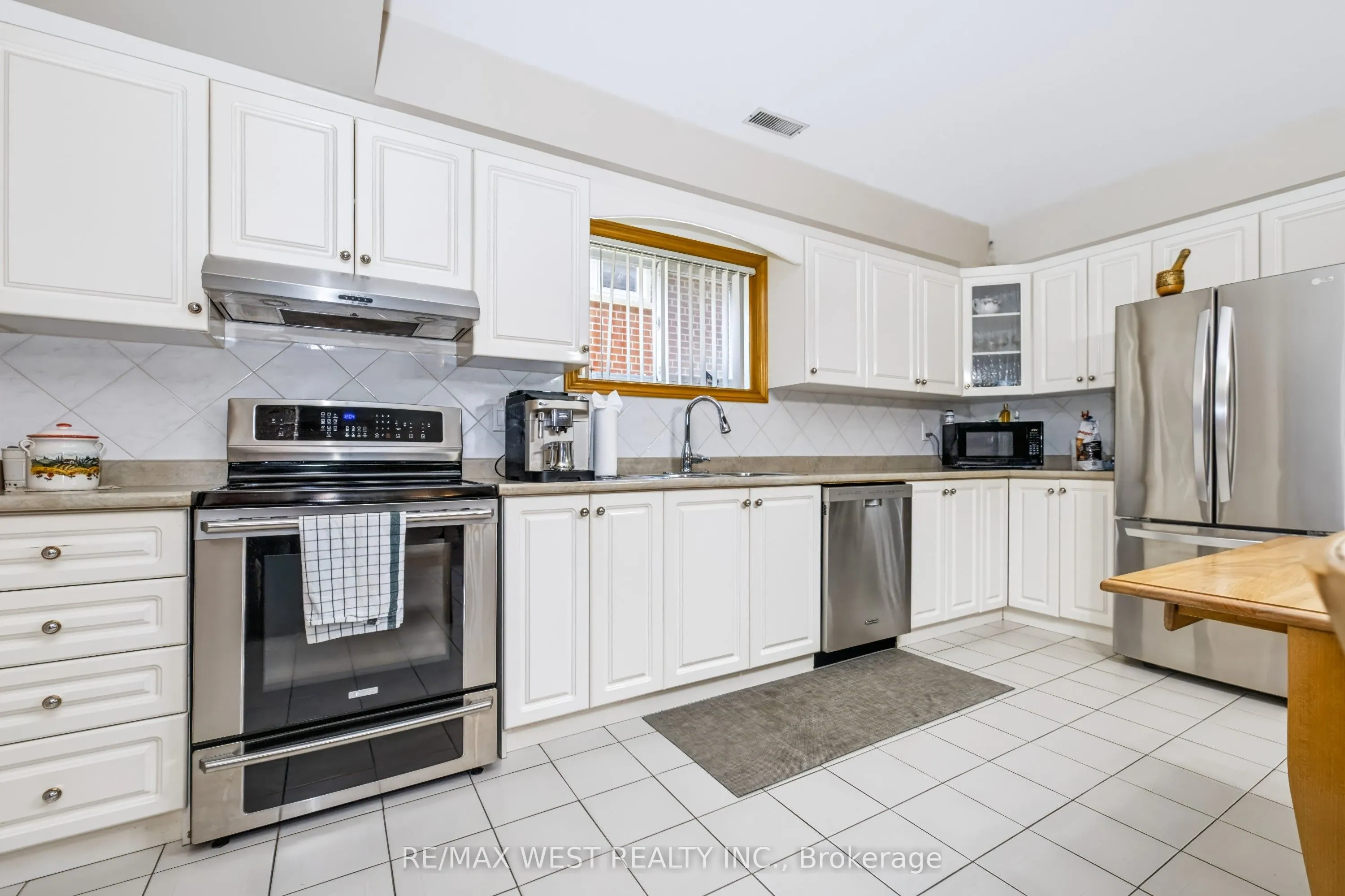 254 Maple Leaf Drive