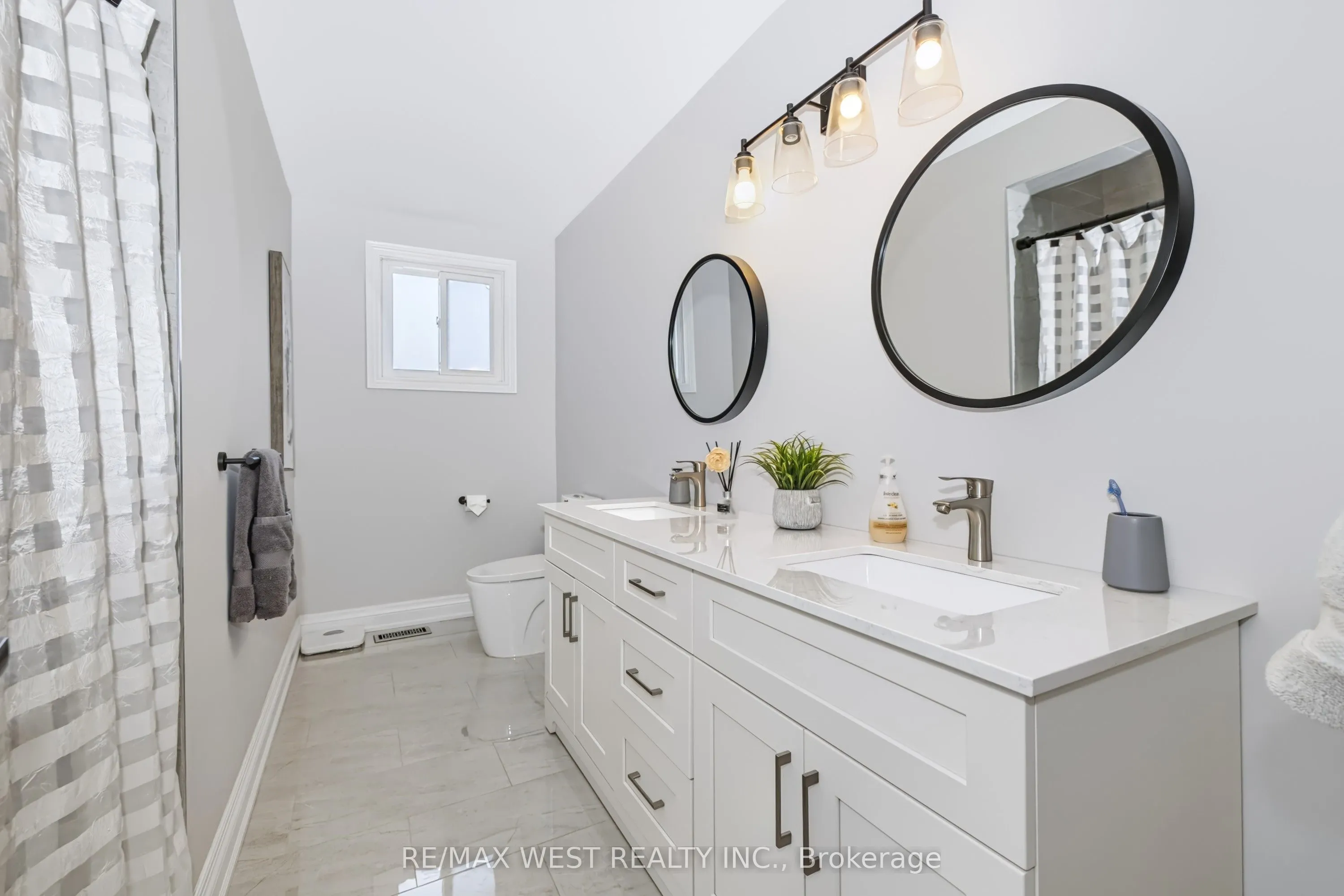 254 Maple Leaf Drive