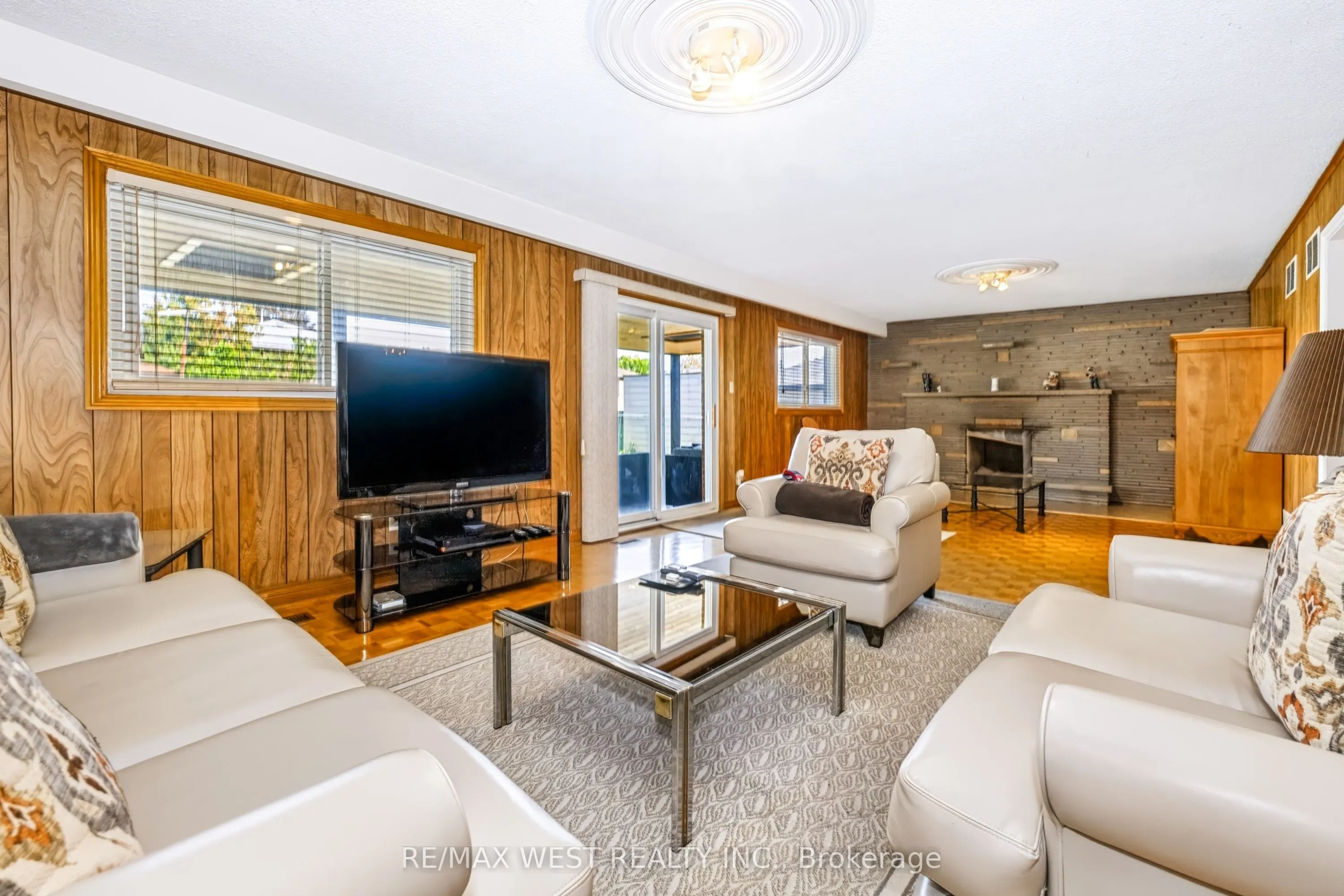 254 Maple Leaf Drive