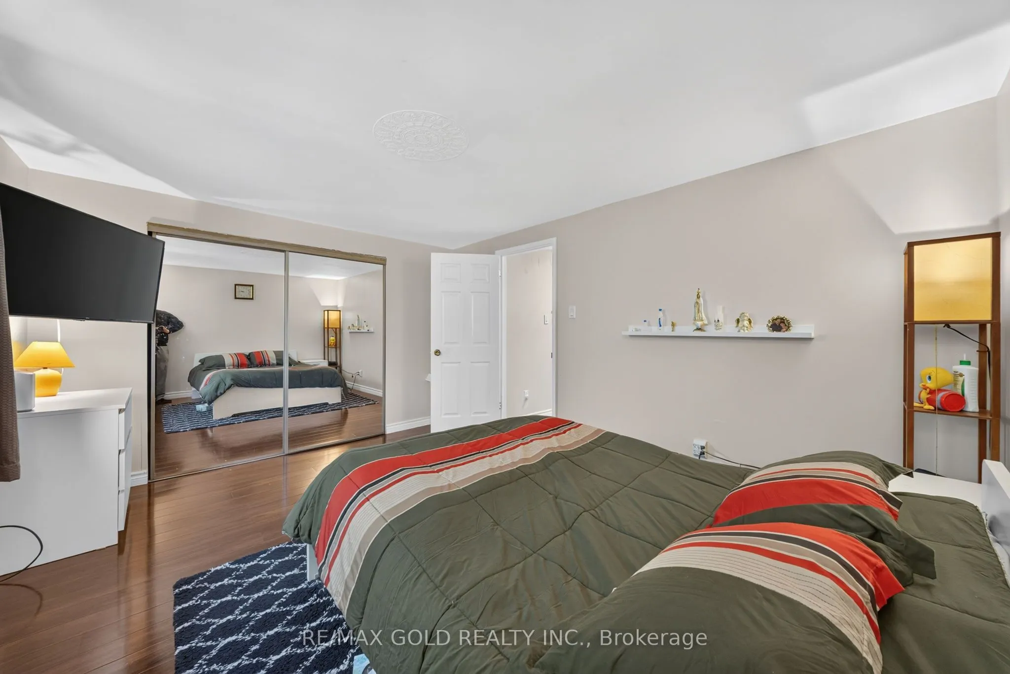 129 Folkstone Crescent