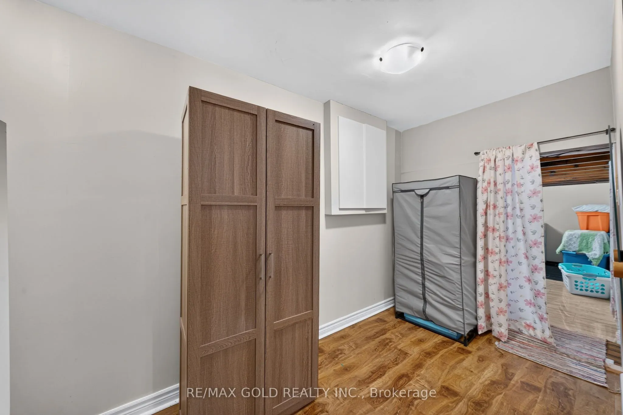 129 Folkstone Crescent