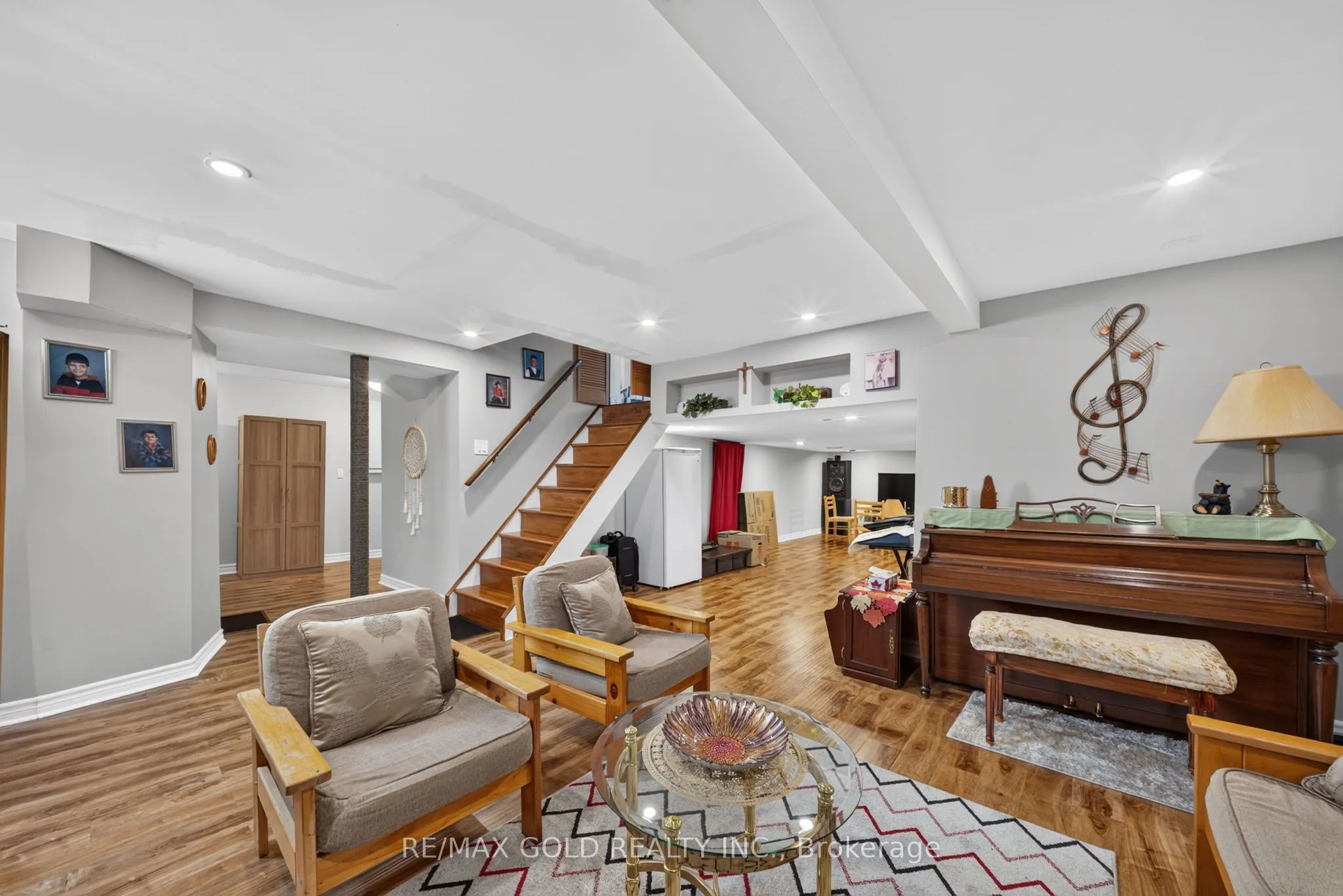 129 Folkstone Crescent