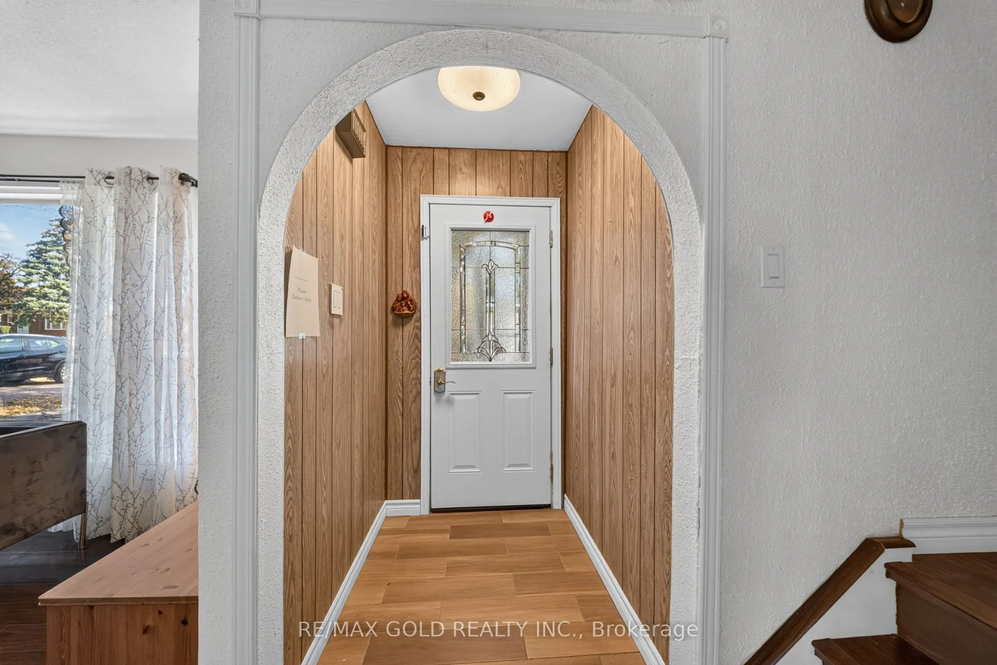 129 Folkstone Crescent