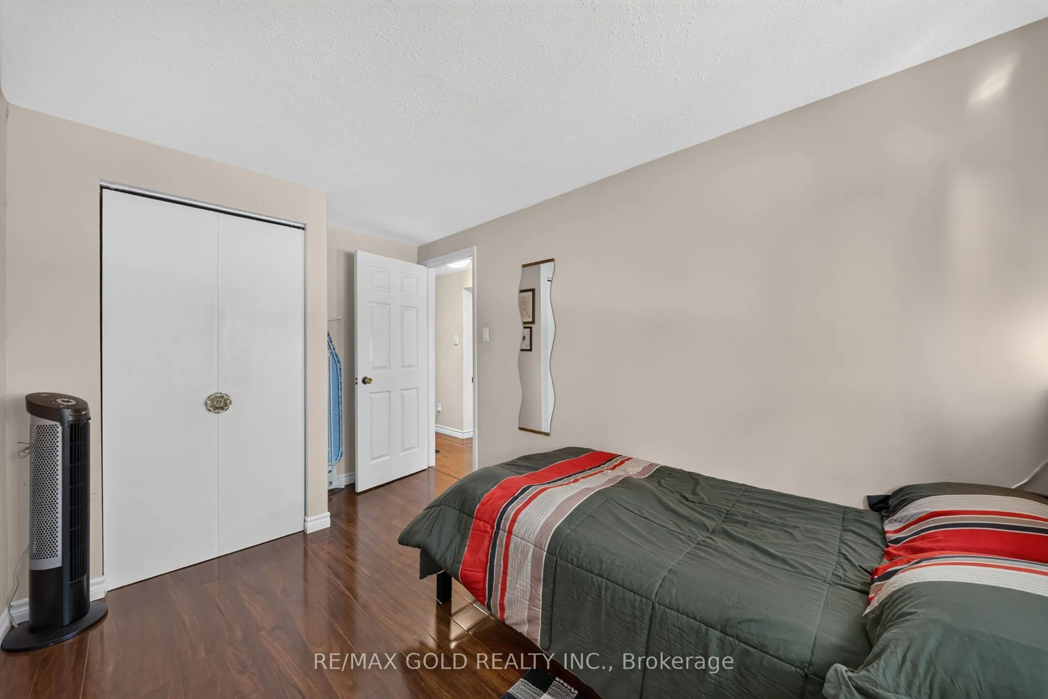 129 Folkstone Crescent