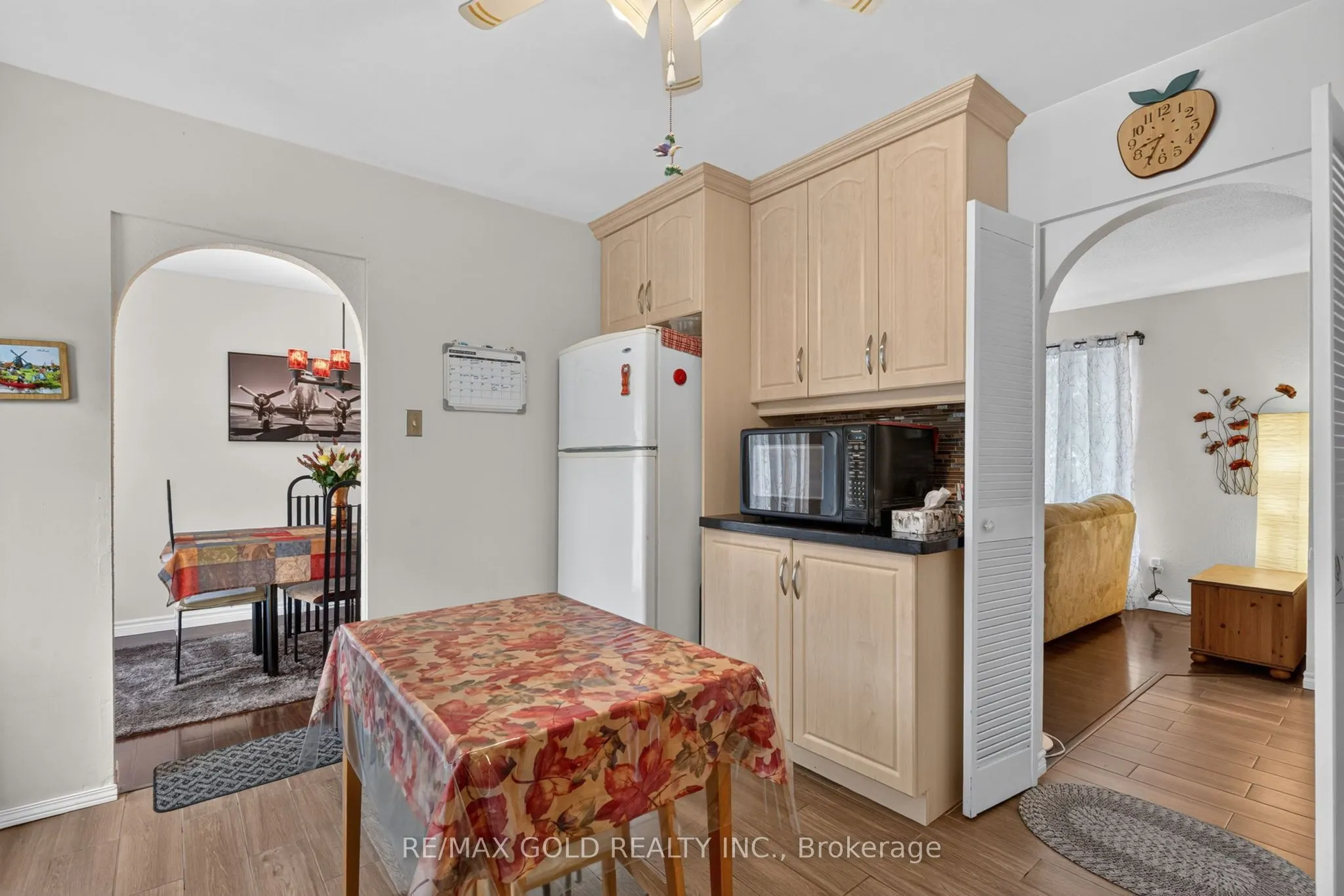 129 Folkstone Crescent