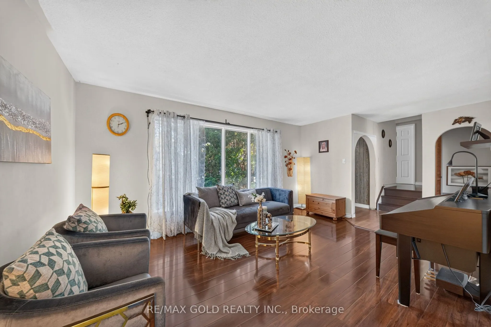 129 Folkstone Crescent
