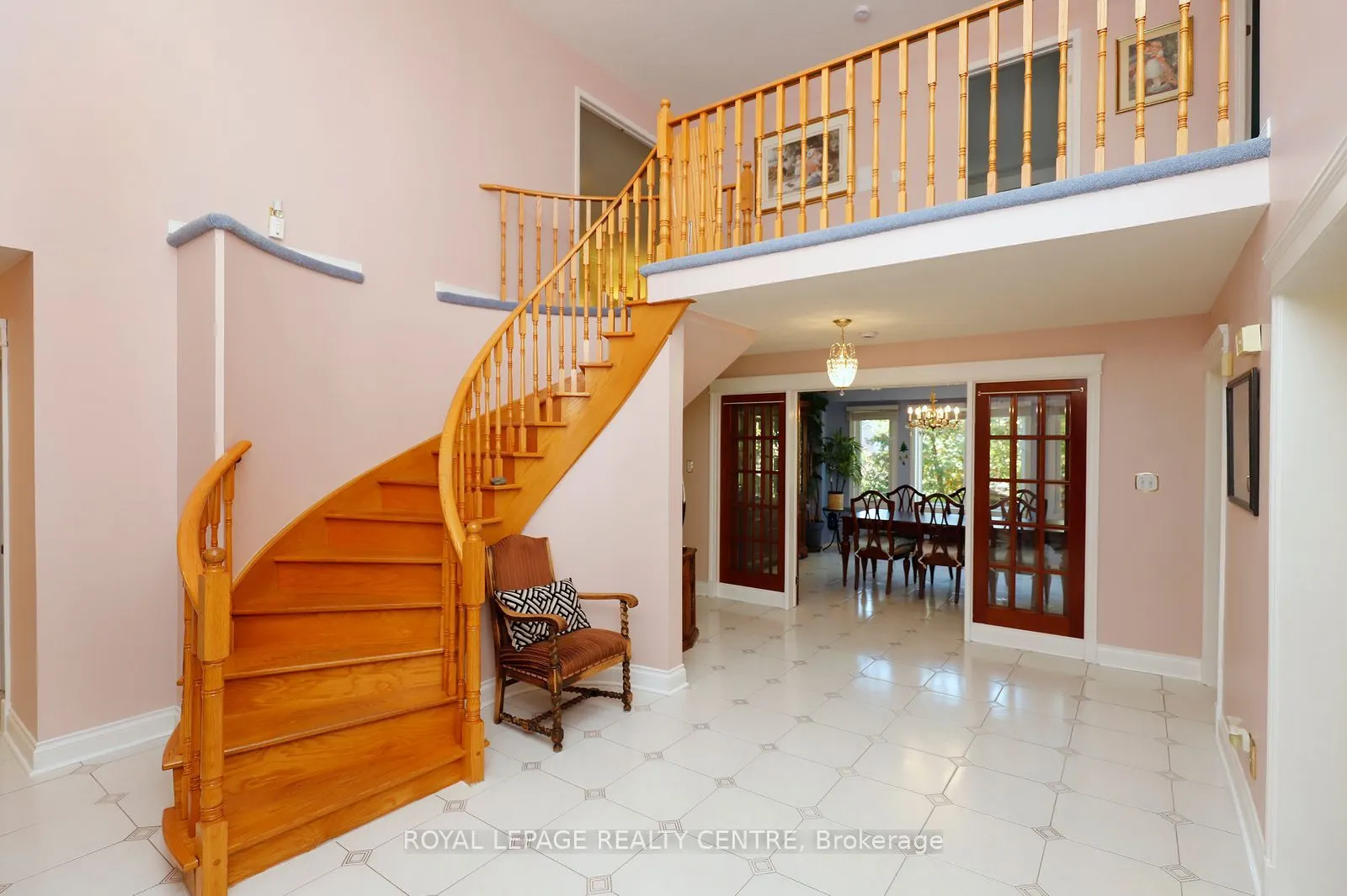5680 Oldcastle Crescent
