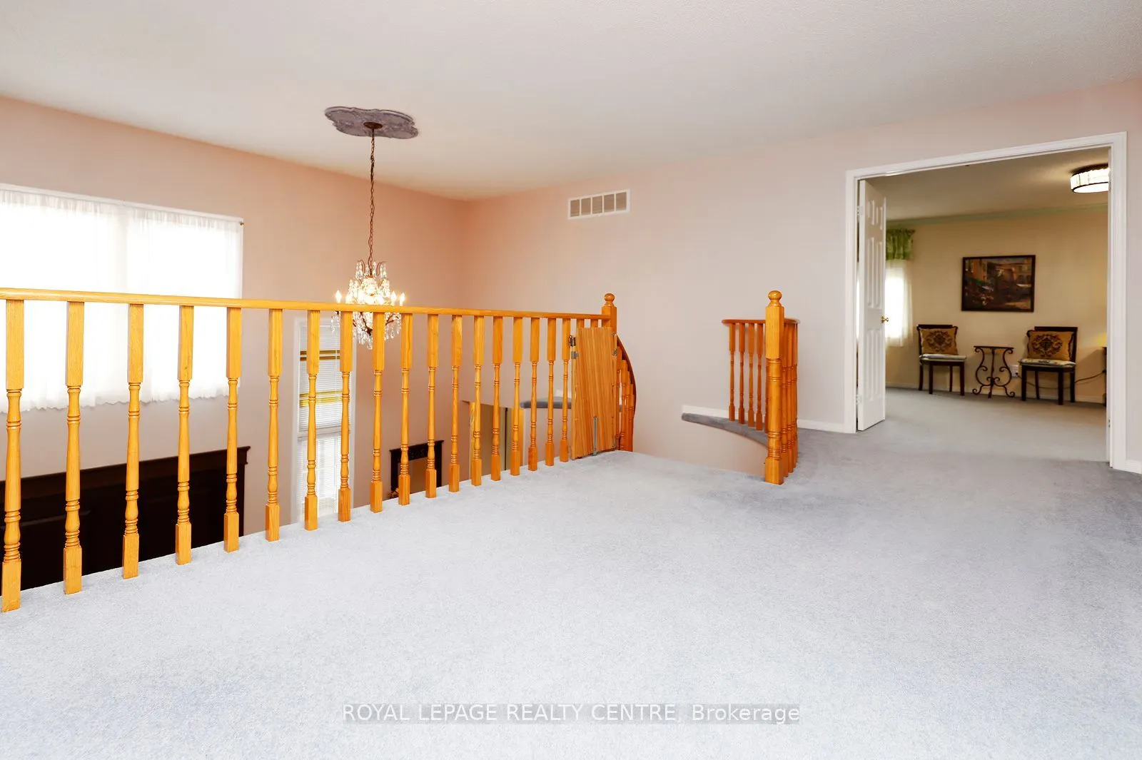 5680 Oldcastle Crescent
