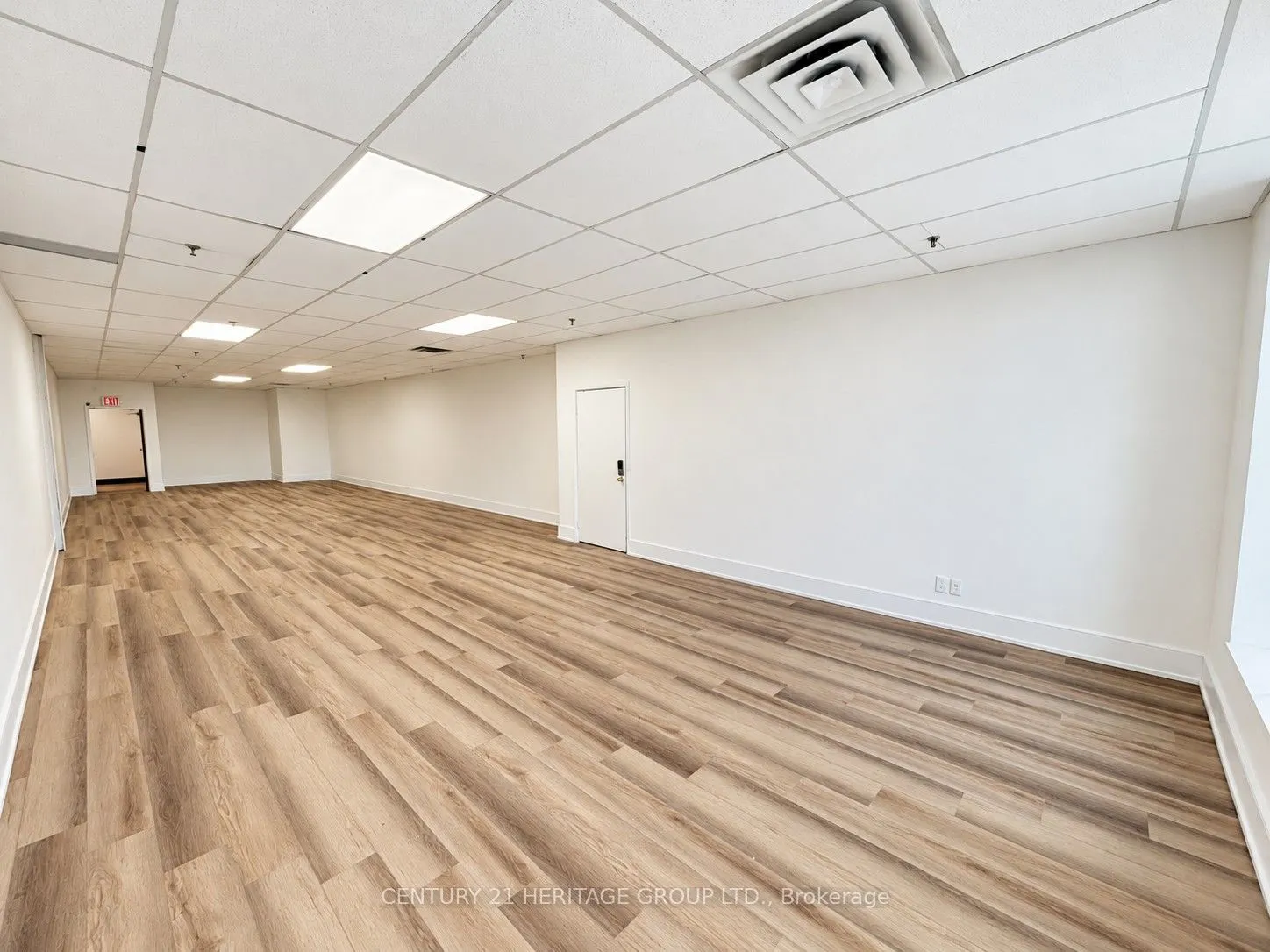 4544 Dufferin Street #208
