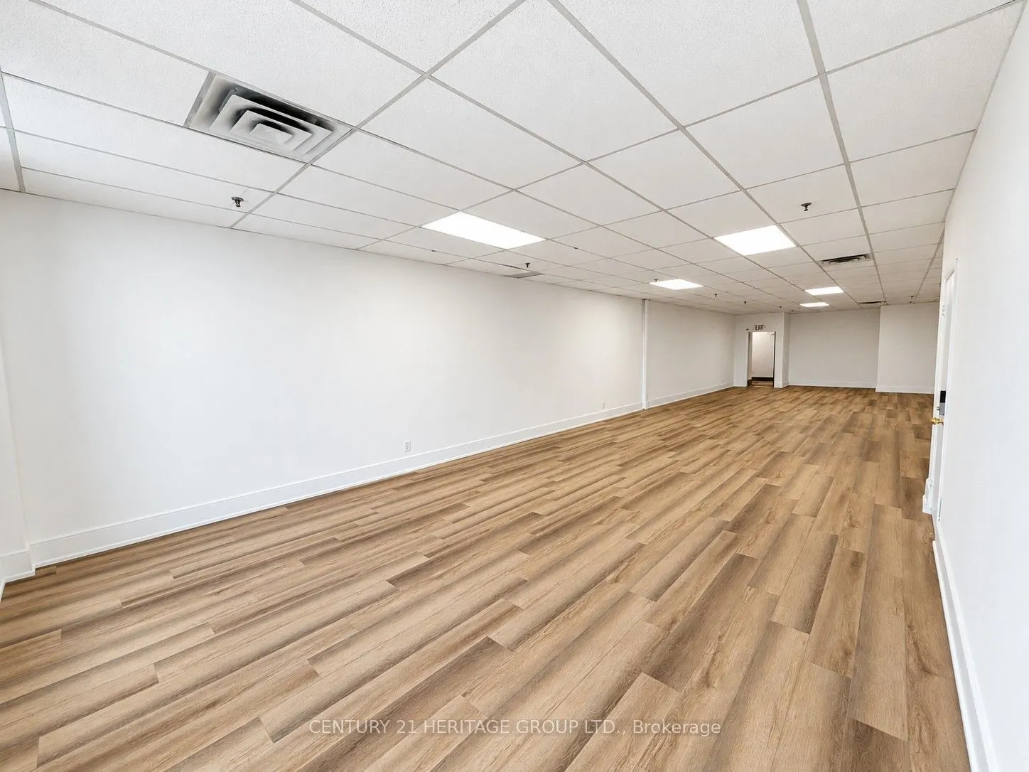 4544 Dufferin Street #208