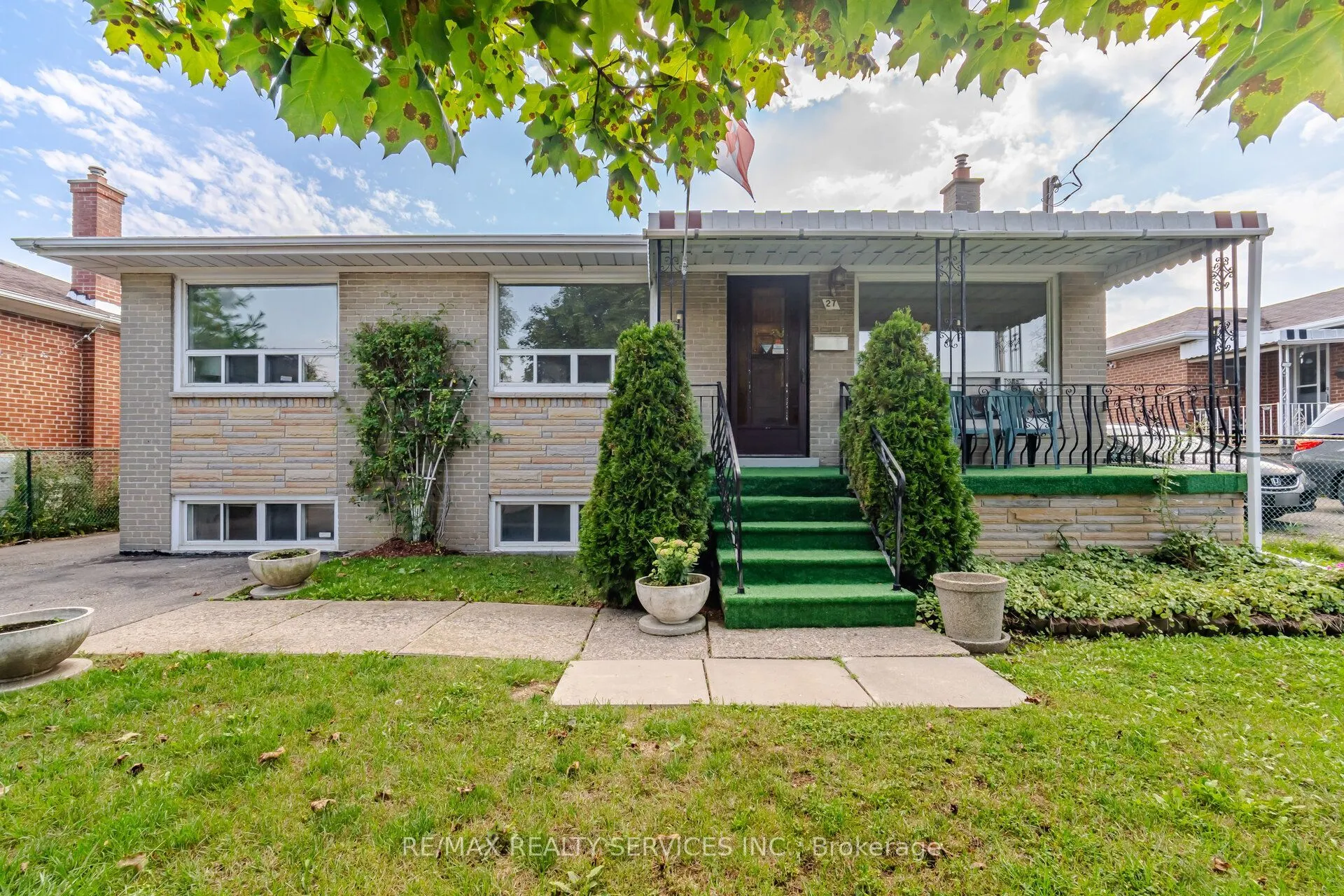 27 Edgemont Drive