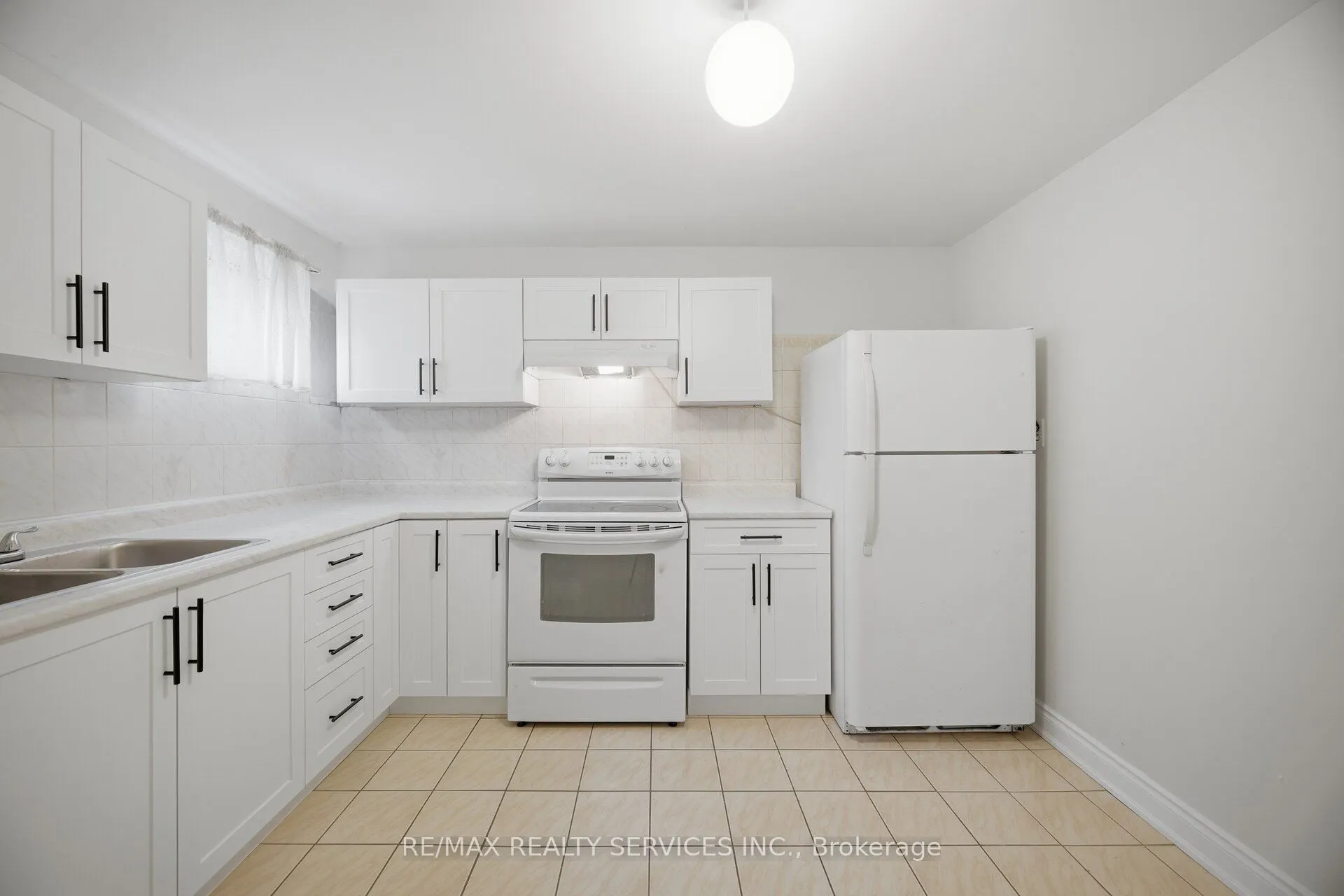 27 Edgemont Drive