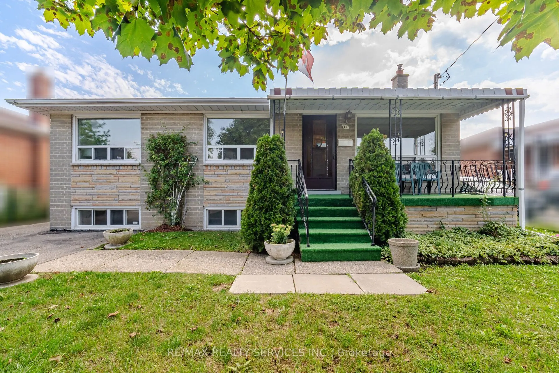 27 Edgemont Drive