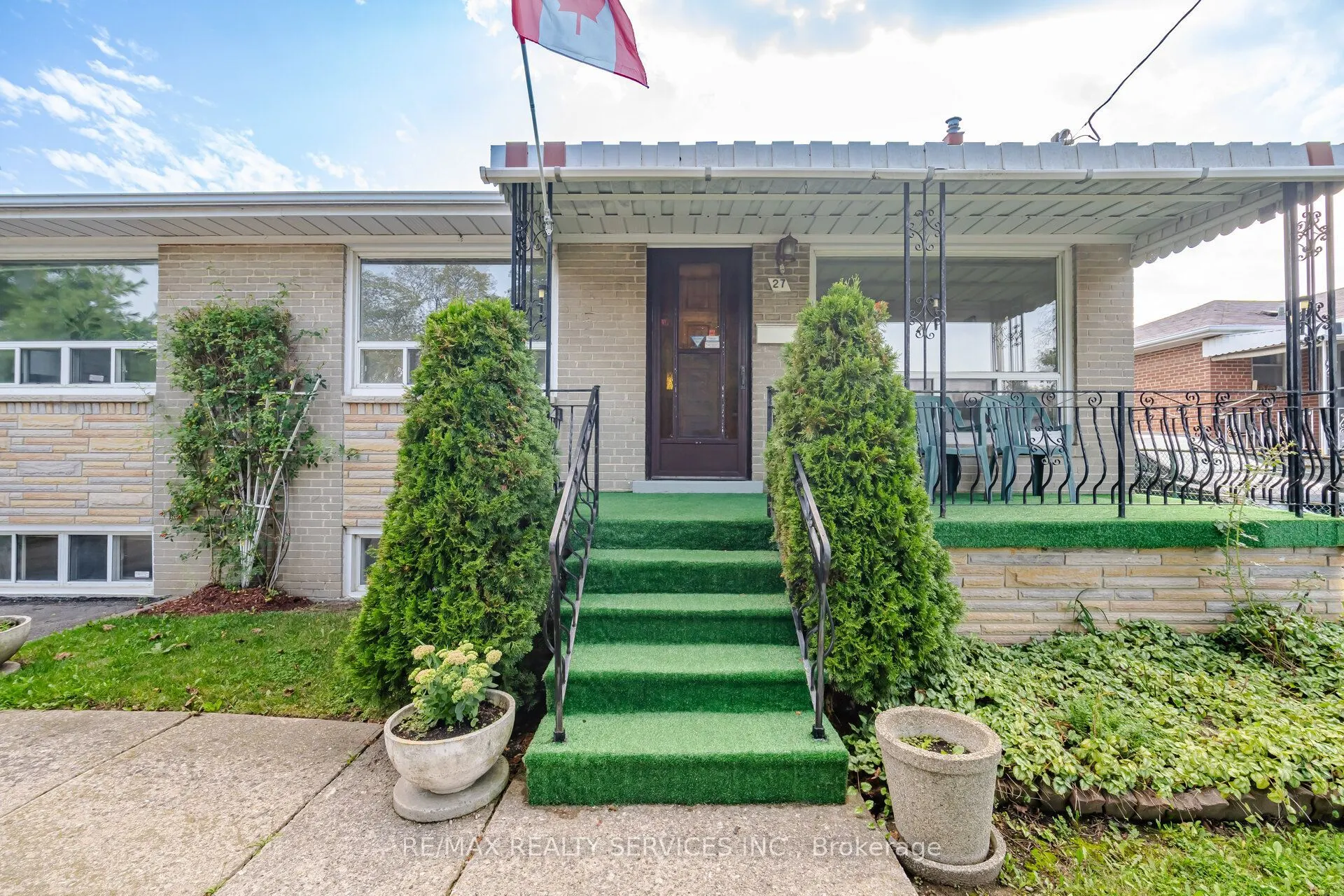 27 Edgemont Drive