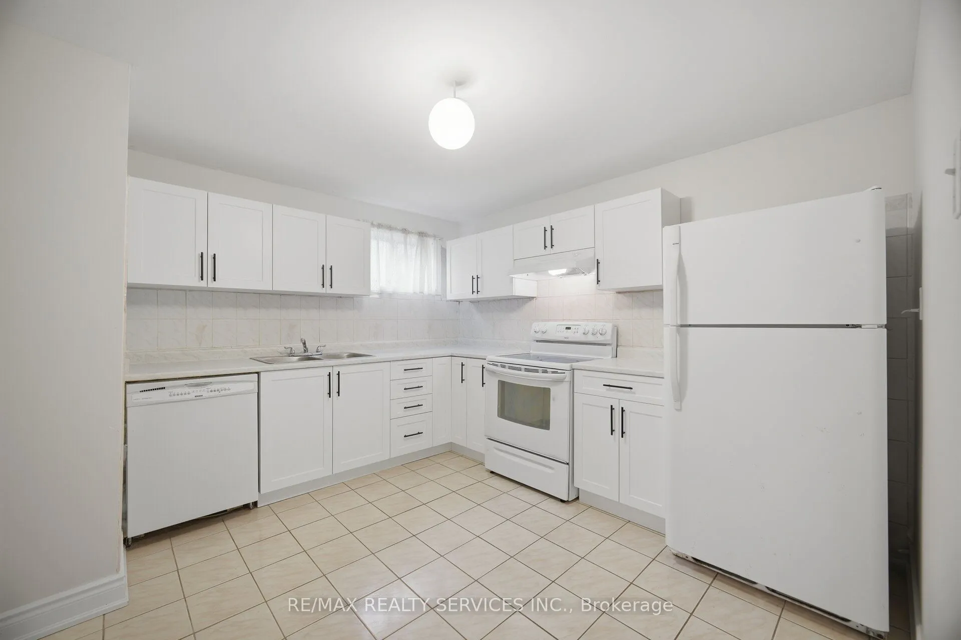 27 Edgemont Drive