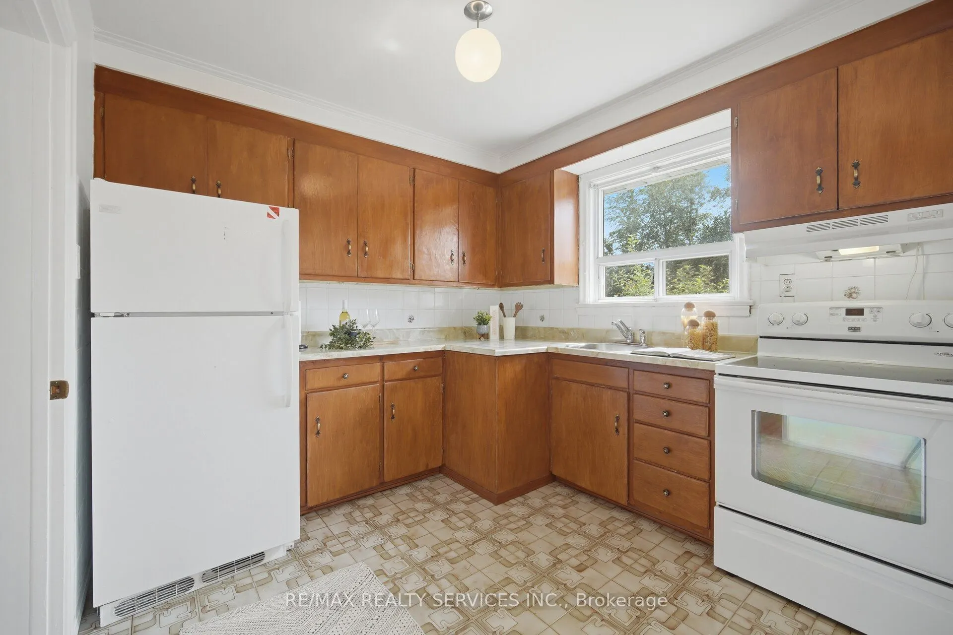 27 Edgemont Drive
