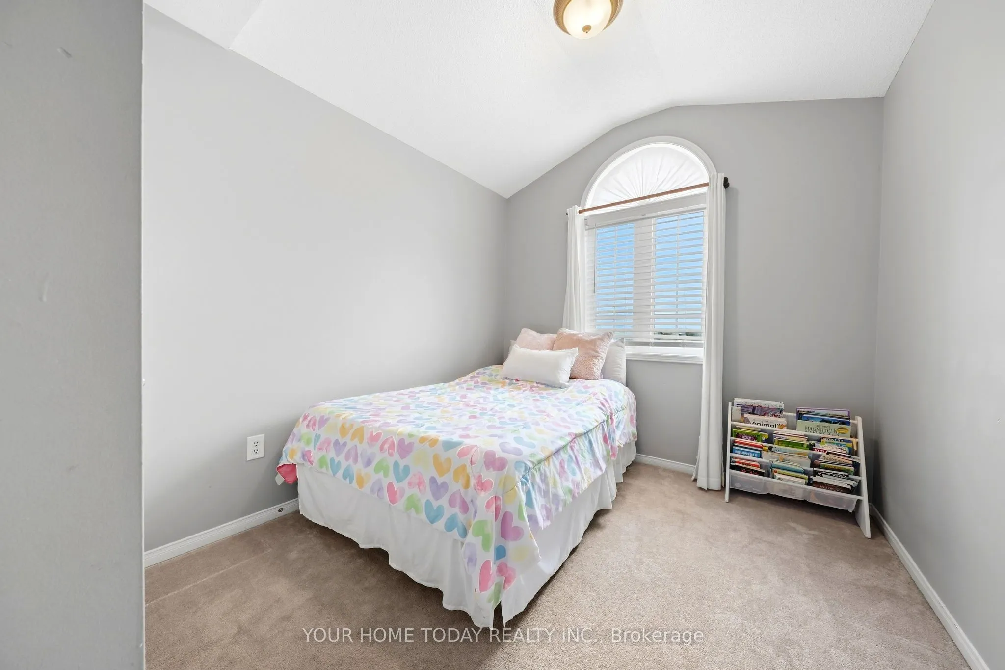 76 Snowberry Crescent