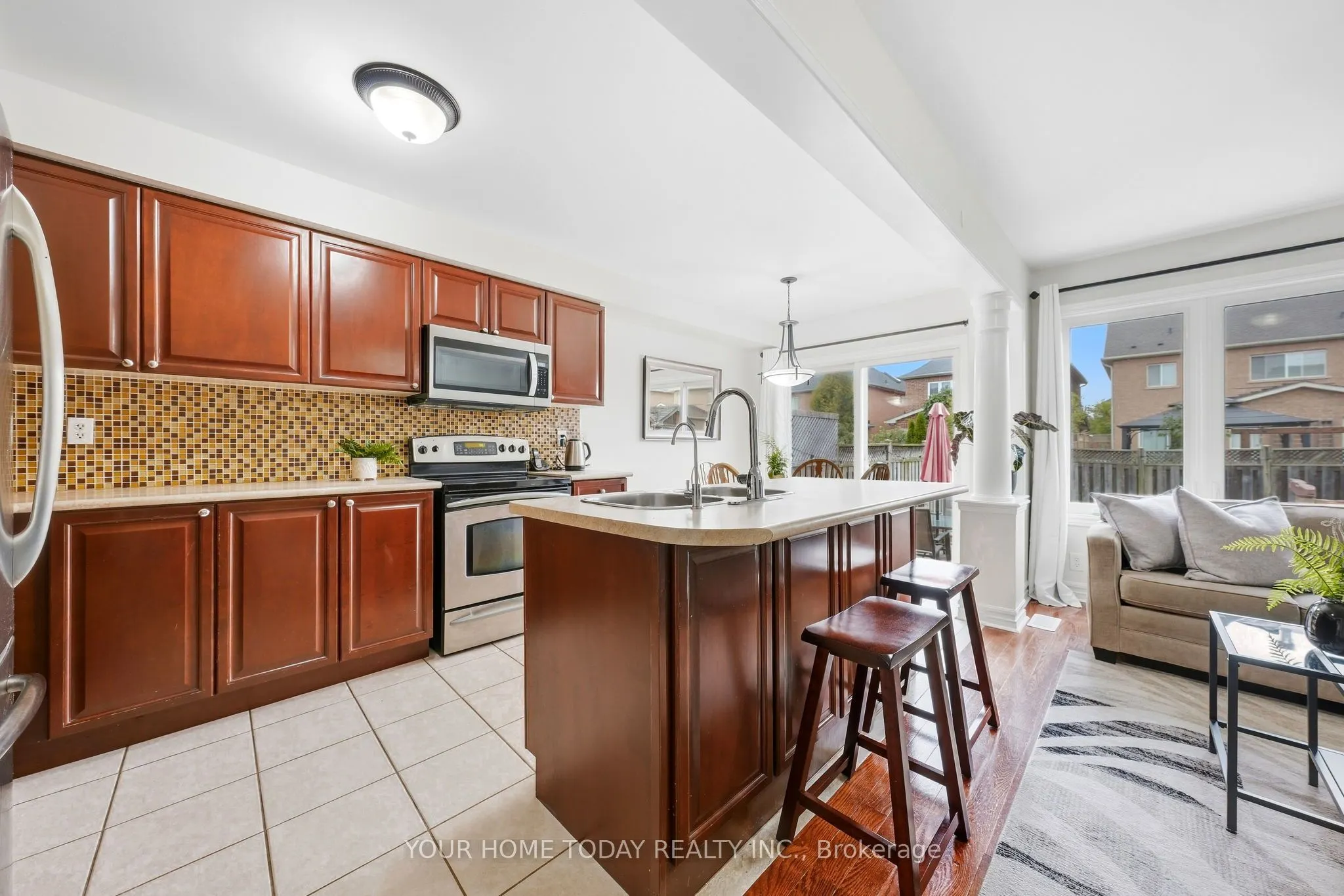 76 Snowberry Crescent
