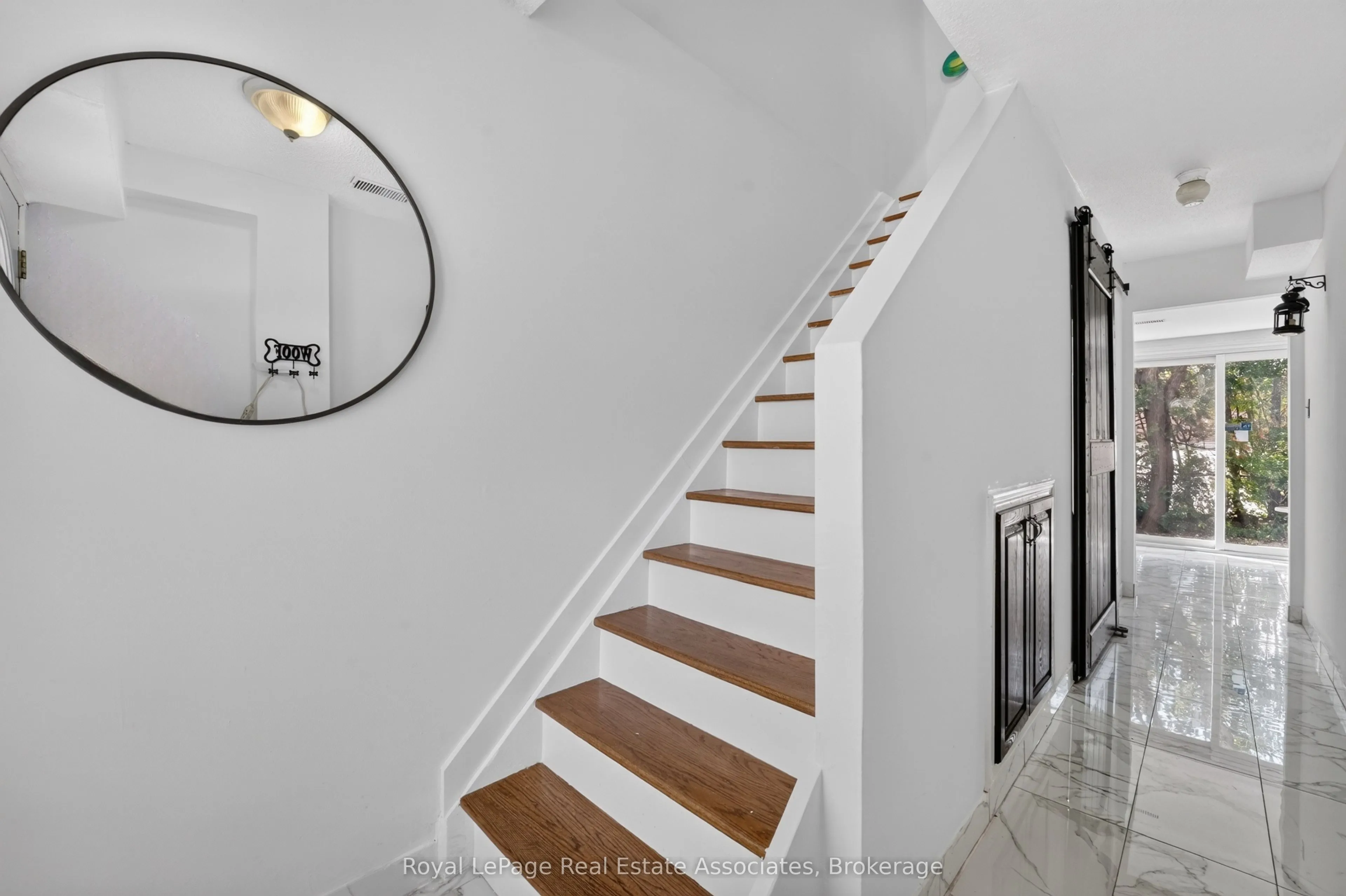 6 Ellerslie Road #6